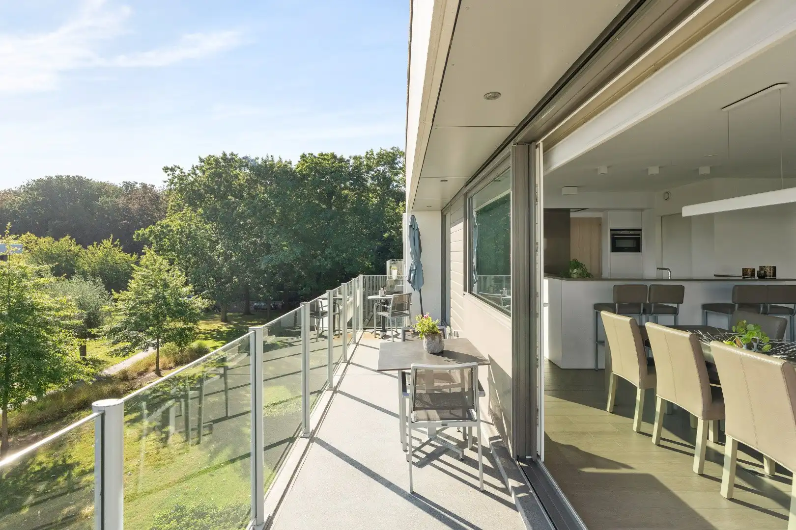 LUXE APPARTEMENT IN EEN OASE VAN RUST & GROEN foto 9