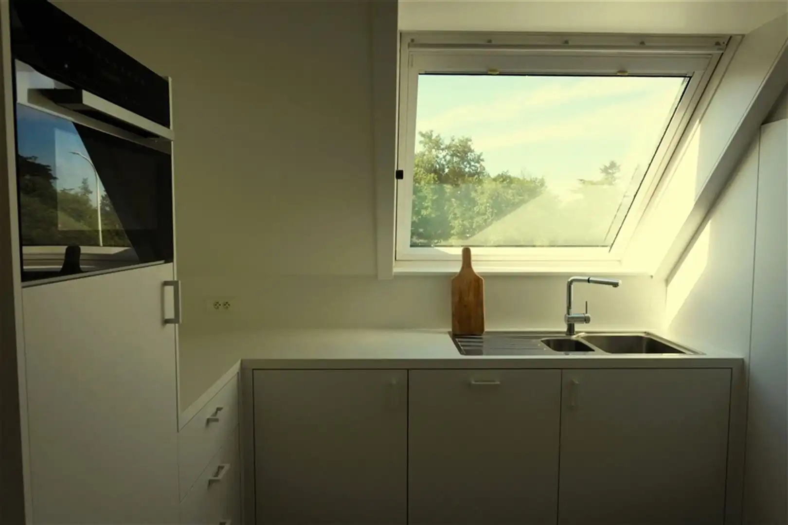 Moderne full service kantoren langs Brugsevaart foto 8