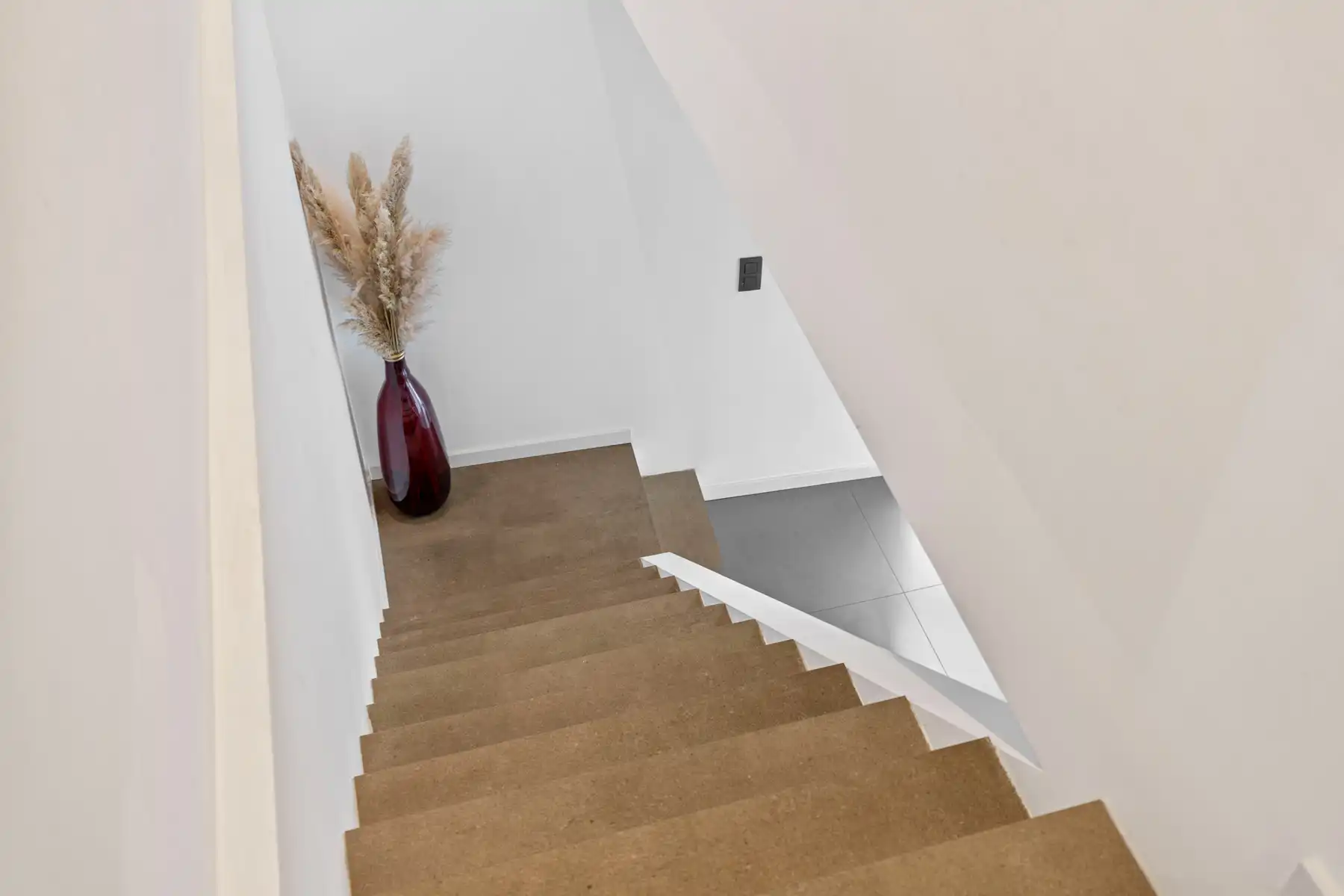 Moderne en exclusieve villa met 4 slpk, zwembad en wellness foto 9