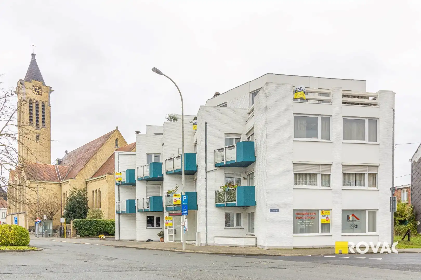 Hoofdfoto van de publicatie: Zeer verzorgd éénslaapkamer appartement met zeer ruim terras nabij het centrum van Roeselare 