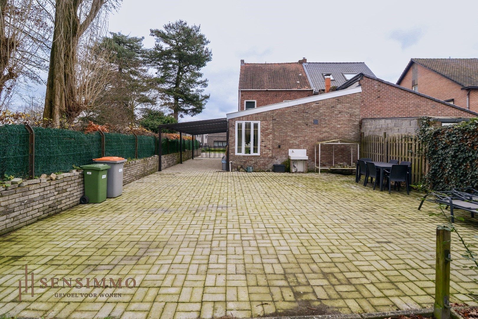 Instapklare half open bebouwing met 4 slaapkamers  in Dilsen-Stokkem foto 23
