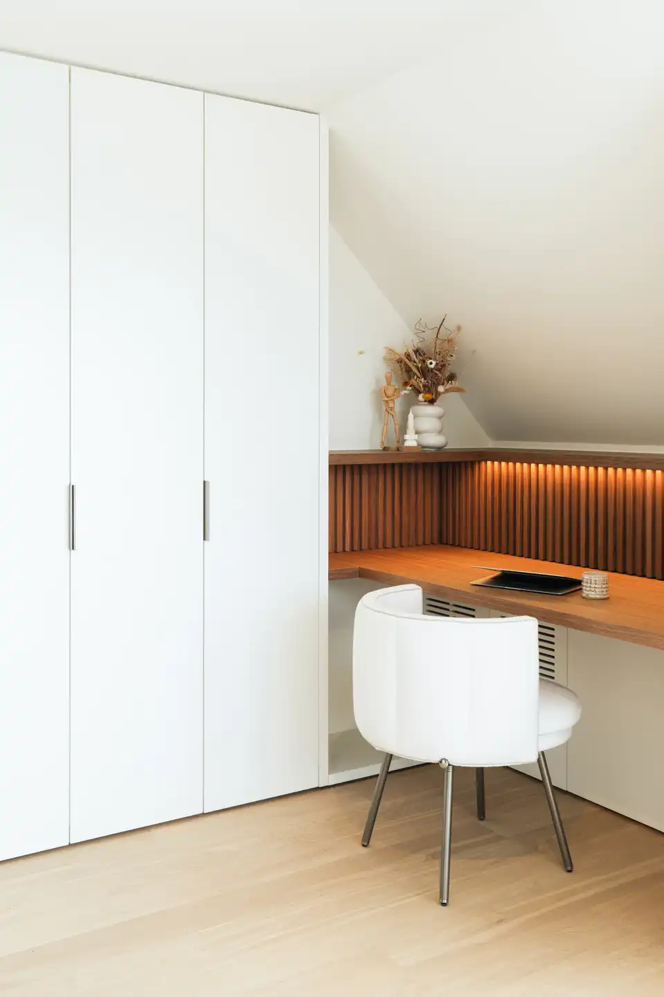 Sublieme zonnige penthouse met ruime terrassen en zijdelings zeezicht foto 18
