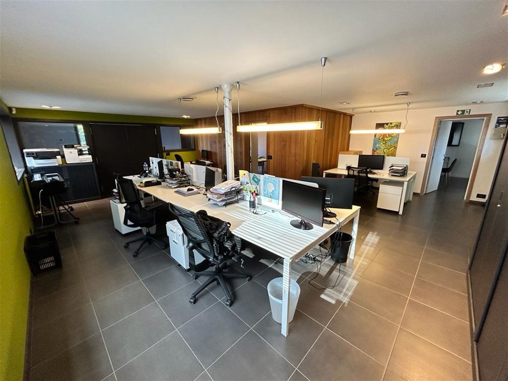 Kantoorruimte op terrein AKMO II langsheen E34 (gelijkvloers) foto 3