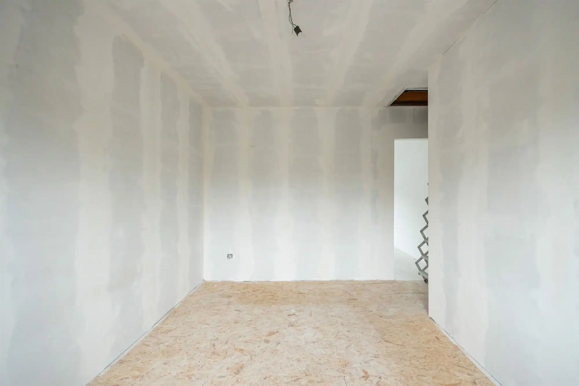 Te renoveren woning met 2 slaapkamers in Mechelen foto 13