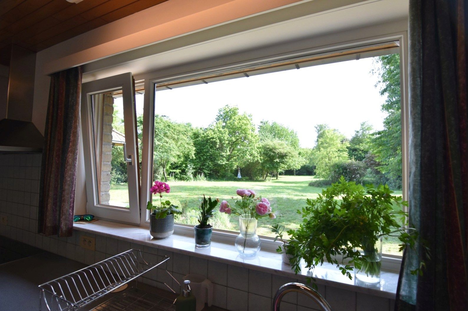 Alleenstaande woning met indrukwekkende tuin foto 13