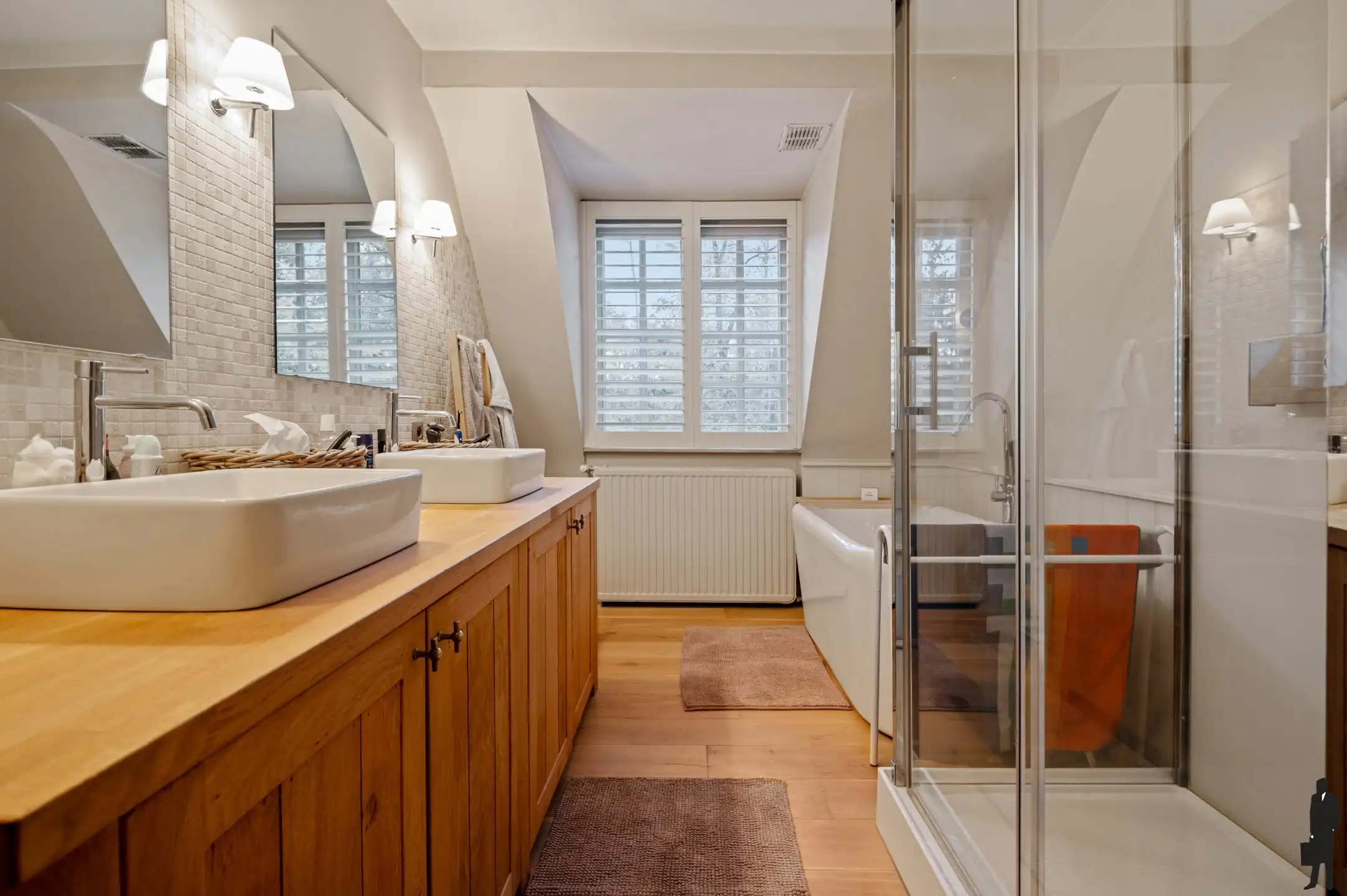 Prachtige villa met uitzicht op de weilanden van het kasteel foto 17