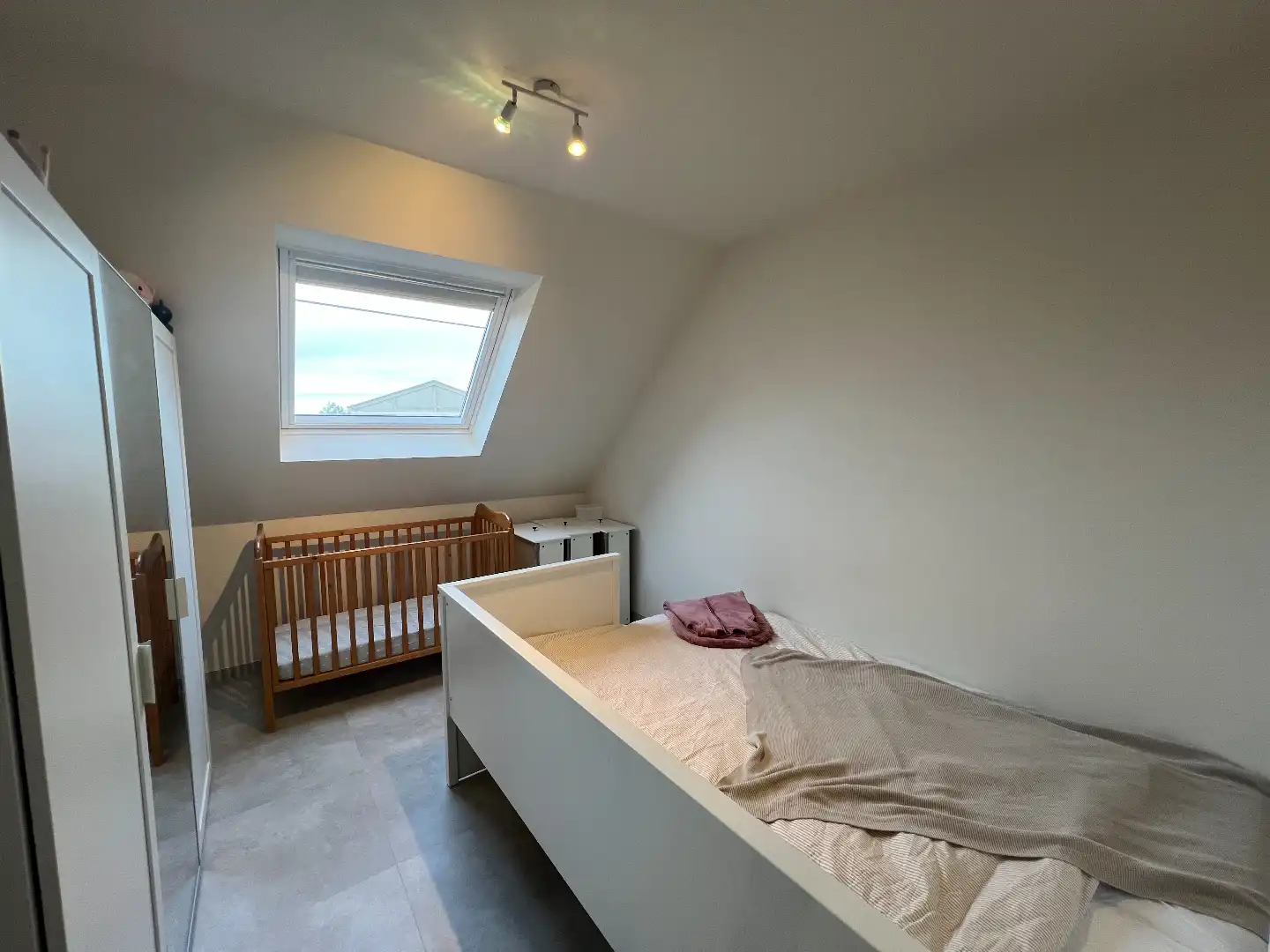 Gezellige nieuwbouwwoning met zonnige tuin en garage foto 10