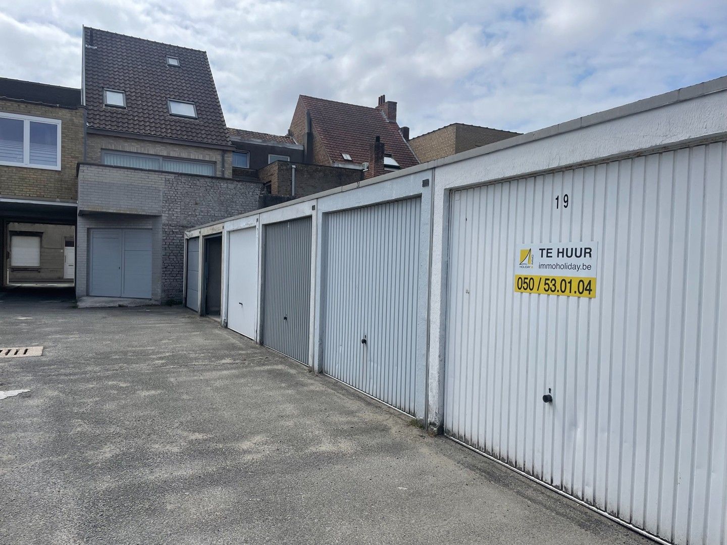Garagebox te huur op gelijkvloers foto 2