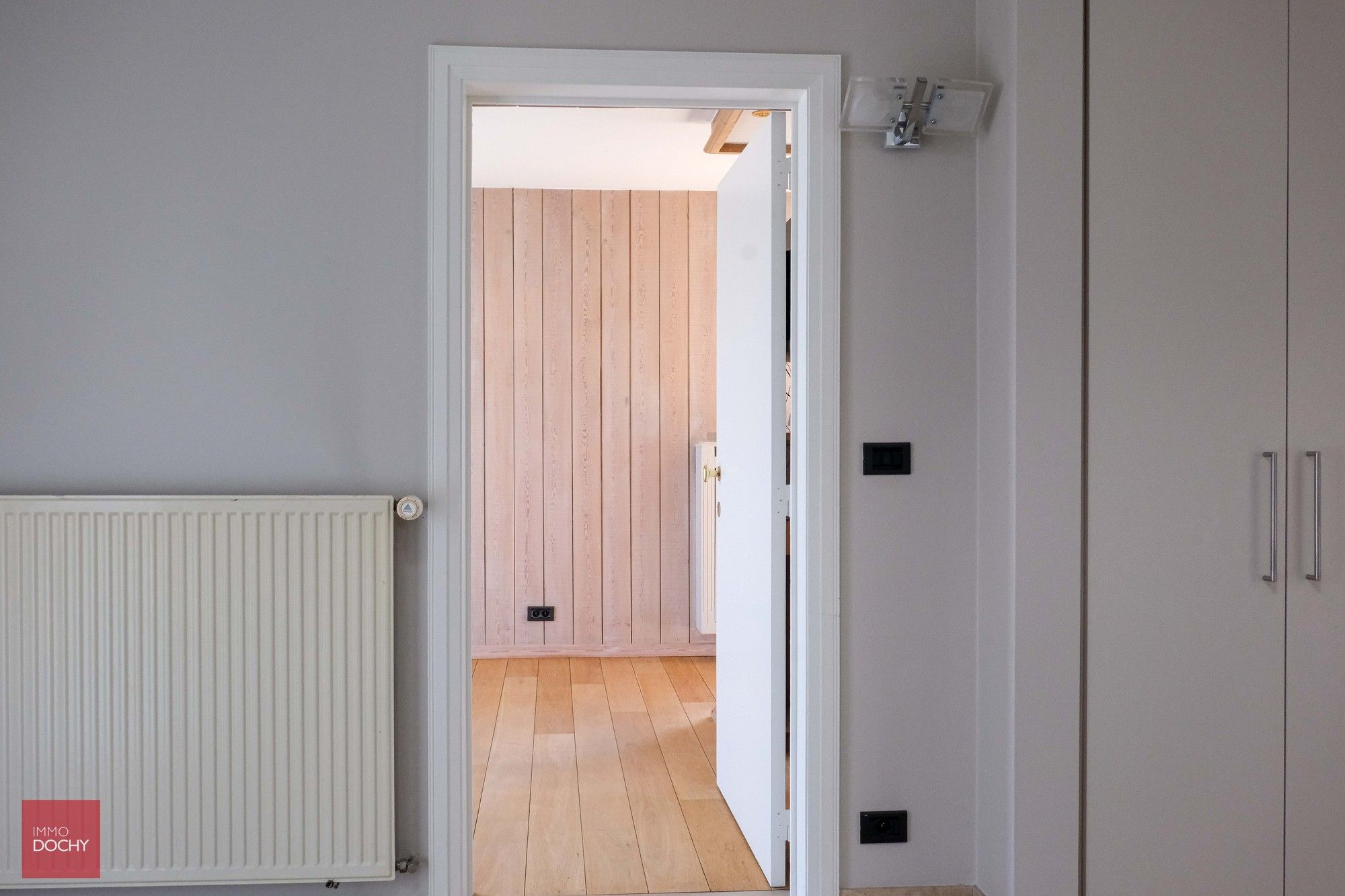 Verzorgde villa met 4 slaapkamers en zwembad nabij centrum Wortegem (ca 300m² bewoonbare oppervlakte) foto 13