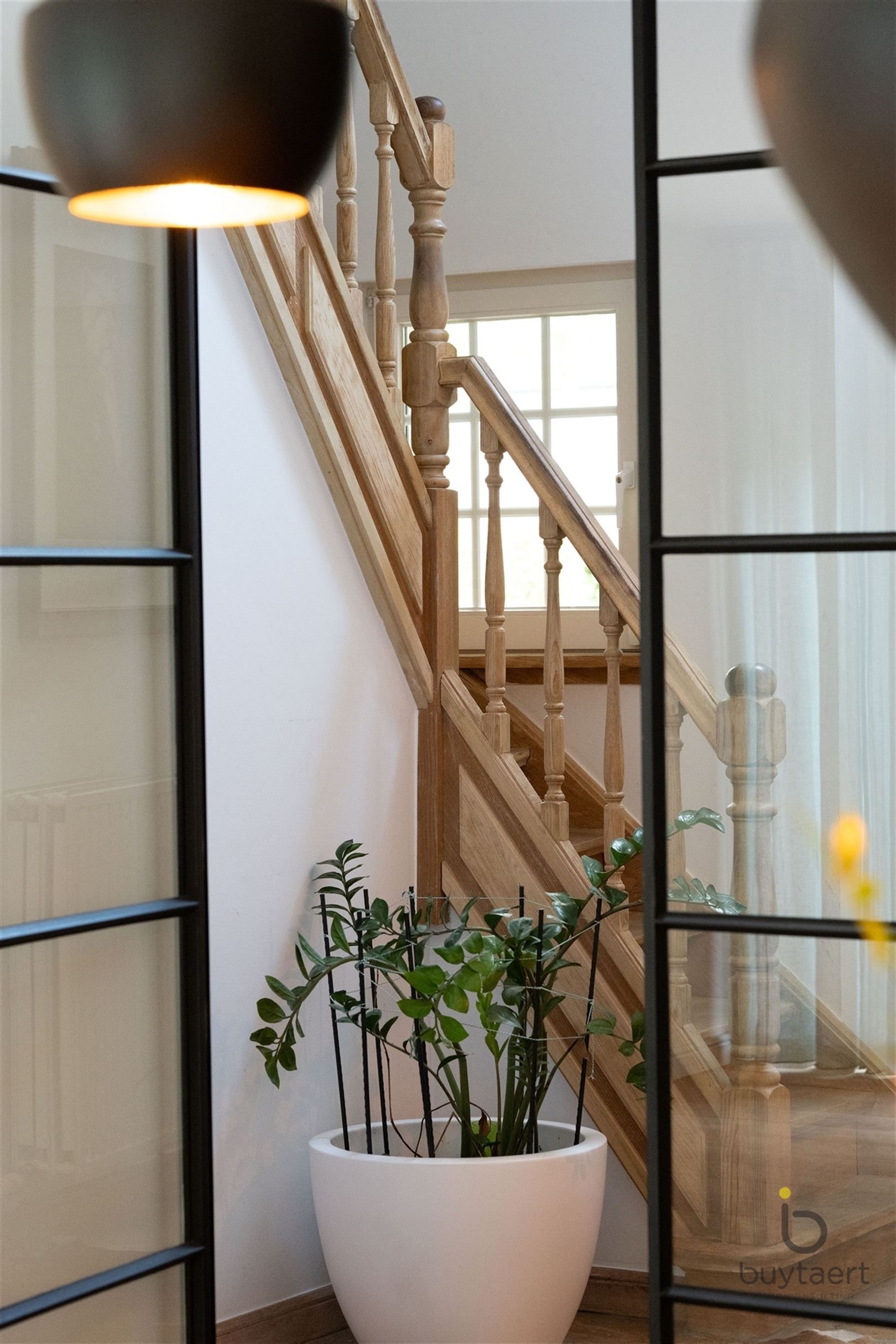 EXCLUSIEF: stijlvolle villa met een tijdloze inrichting op een toplocatie te Schilde! foto 82