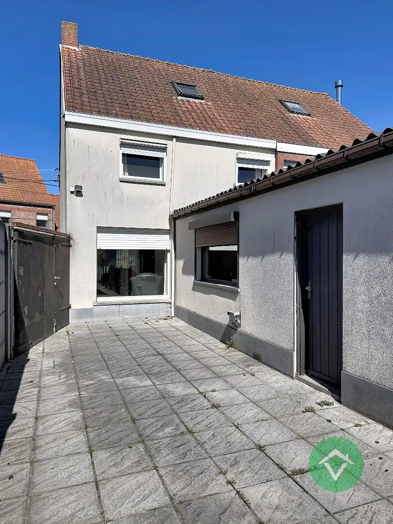 Woning met 2 slaapkamers en garage in centrum Koekelare foto 26