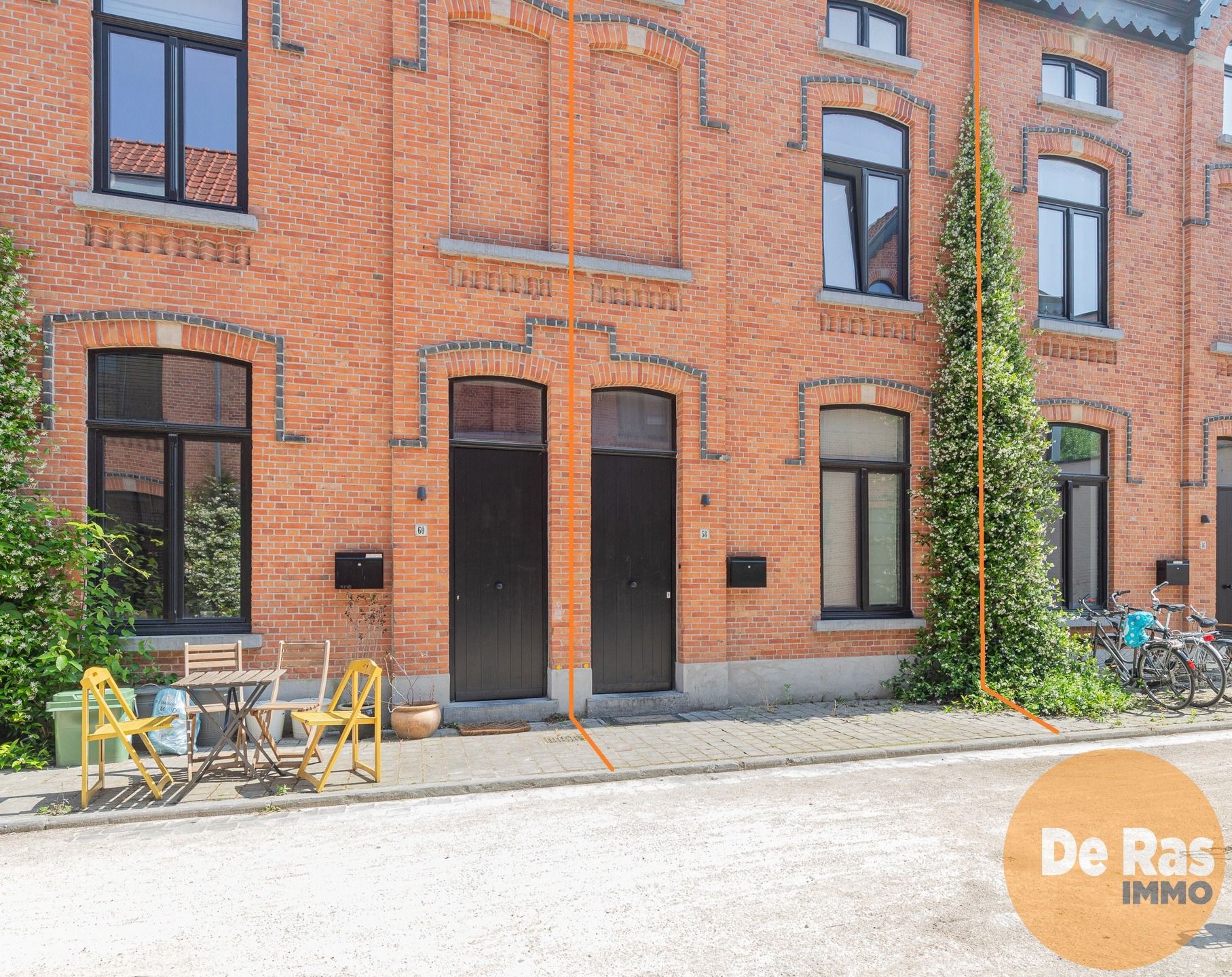 GENT- Instapklare woning met 2 slaapkamers in rustige straat foto 3