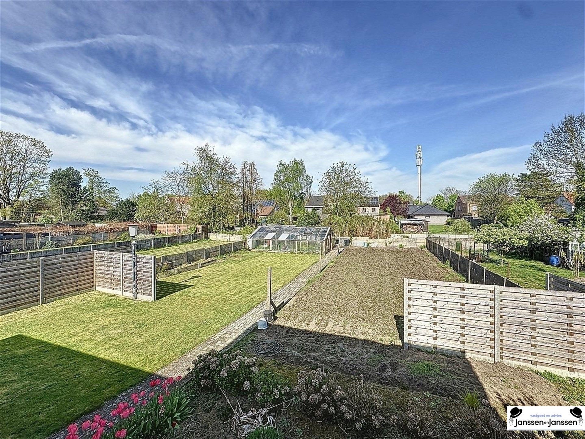 Charmante woning in hartje Gooreind! foto 23