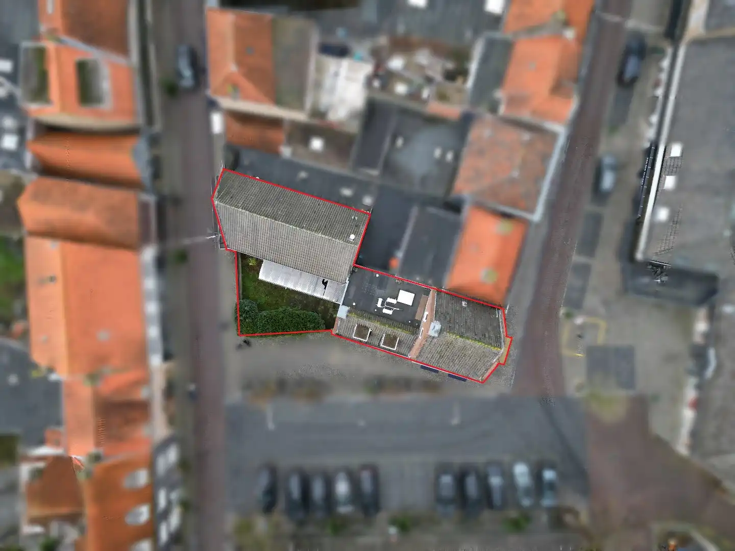 In het commerciële Sluis; Dertig meter etalage met uitbreiding mogelijk foto 8