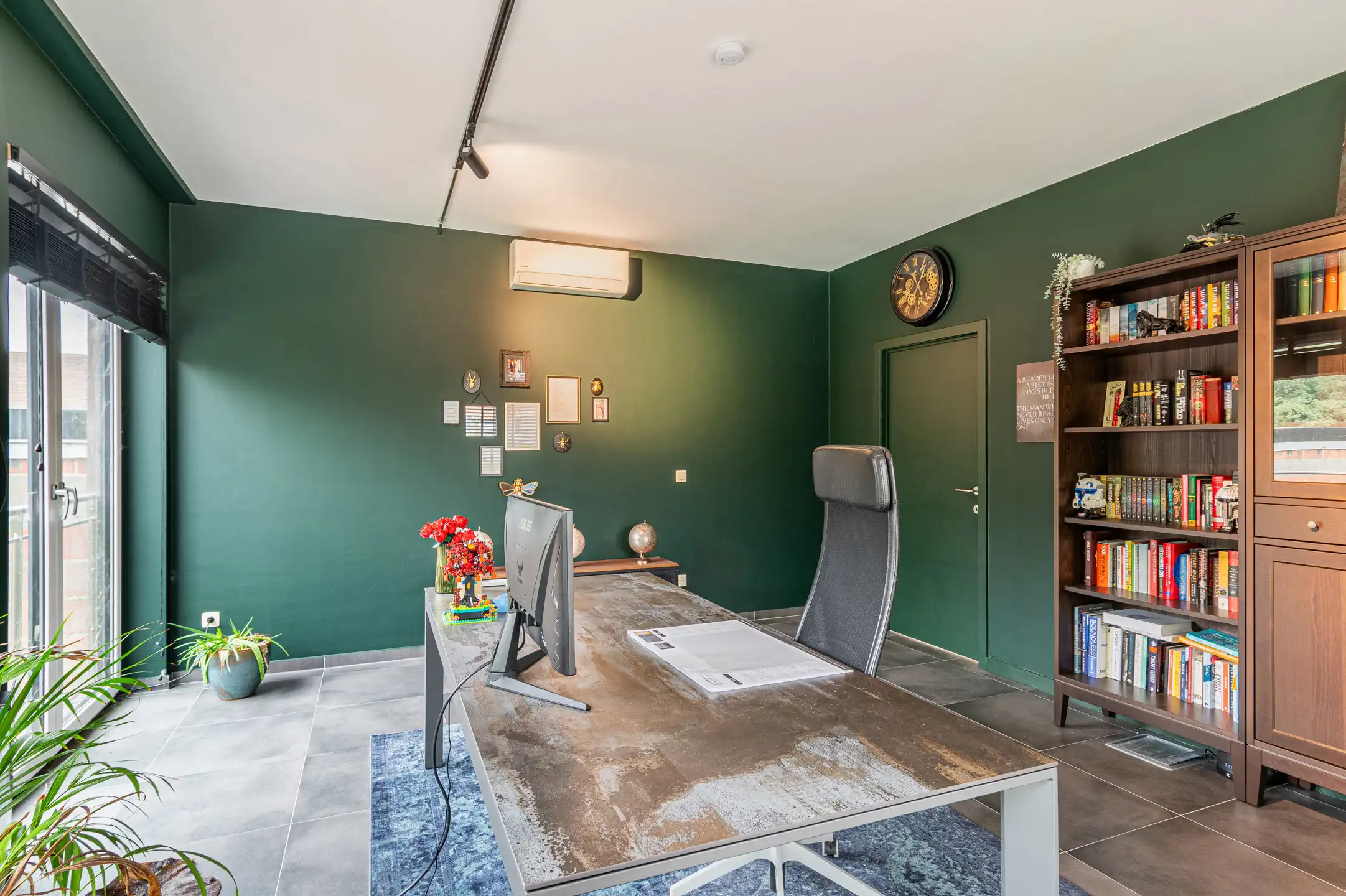 Veelzijdige en lichtrijke kantoorruimte! foto 3