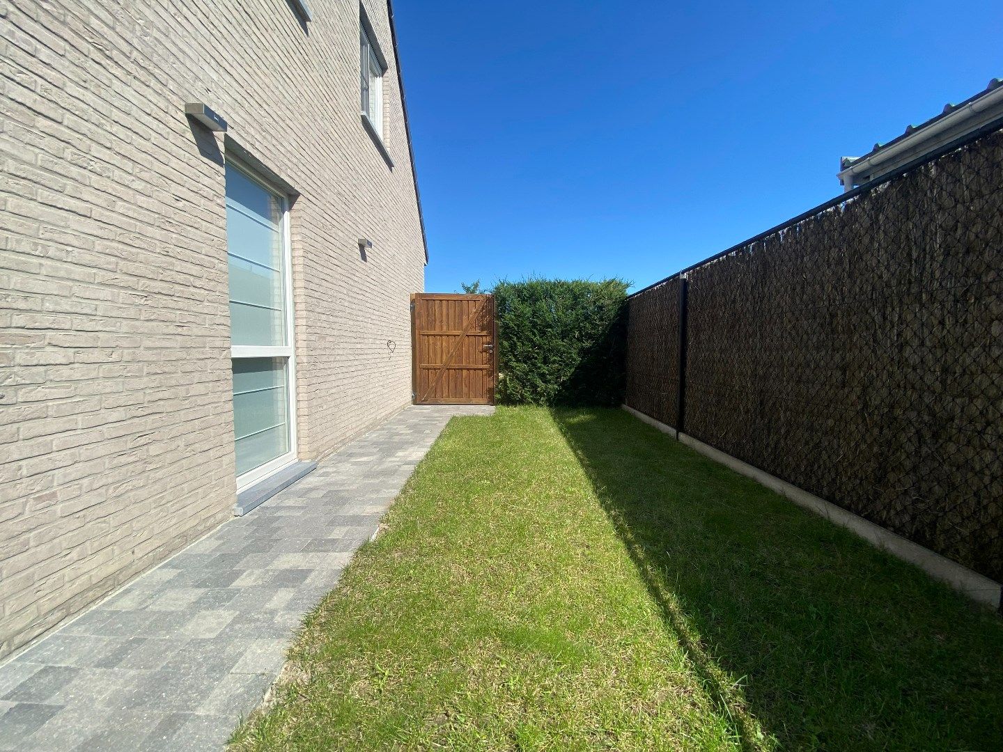 Residentieel gelegen halfopen woning TE HUUR in Deerlijk! foto 12