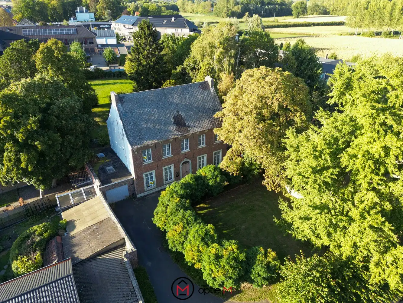 Historische pastorie te koop in het hart van Geetbets foto 46