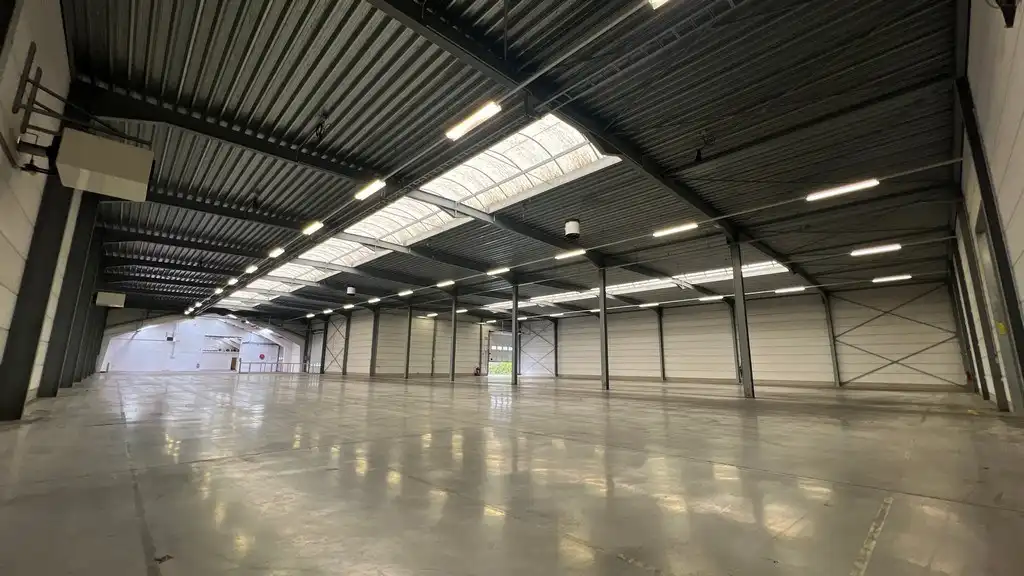 Bedrijfspand te koop – Industriezone Klein Frankrijk, Ronse foto 3