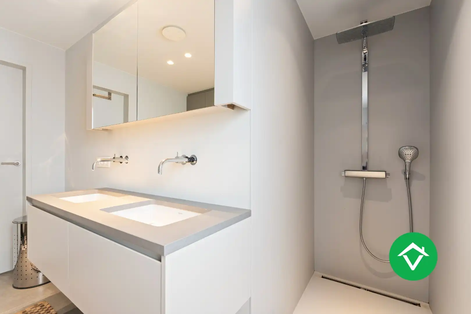 Instapklare woning met 4 slaapkamers en garage te Torhout  foto 28