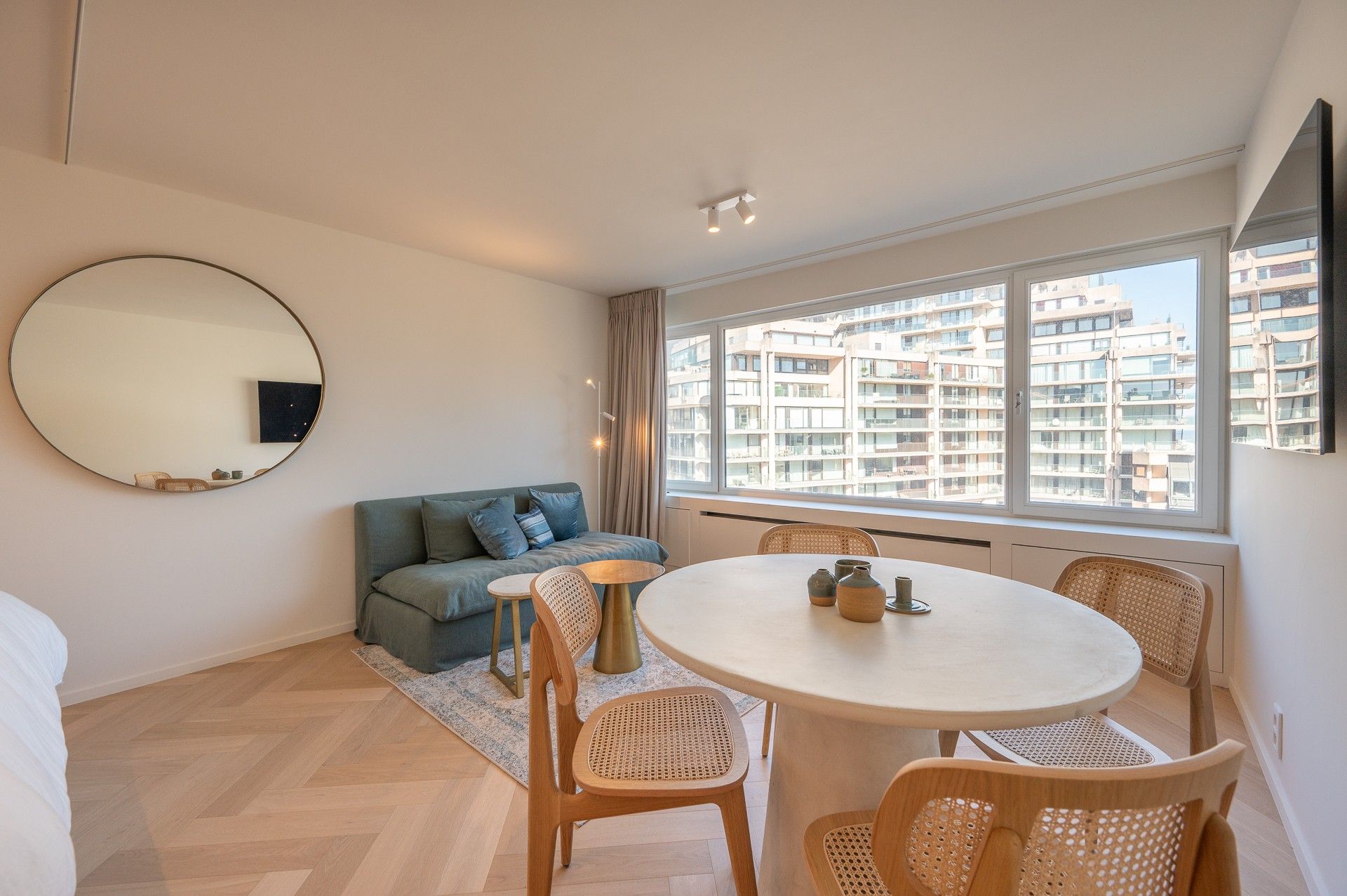 Unieke pied-à-terre met adembenemend zeezicht foto 11