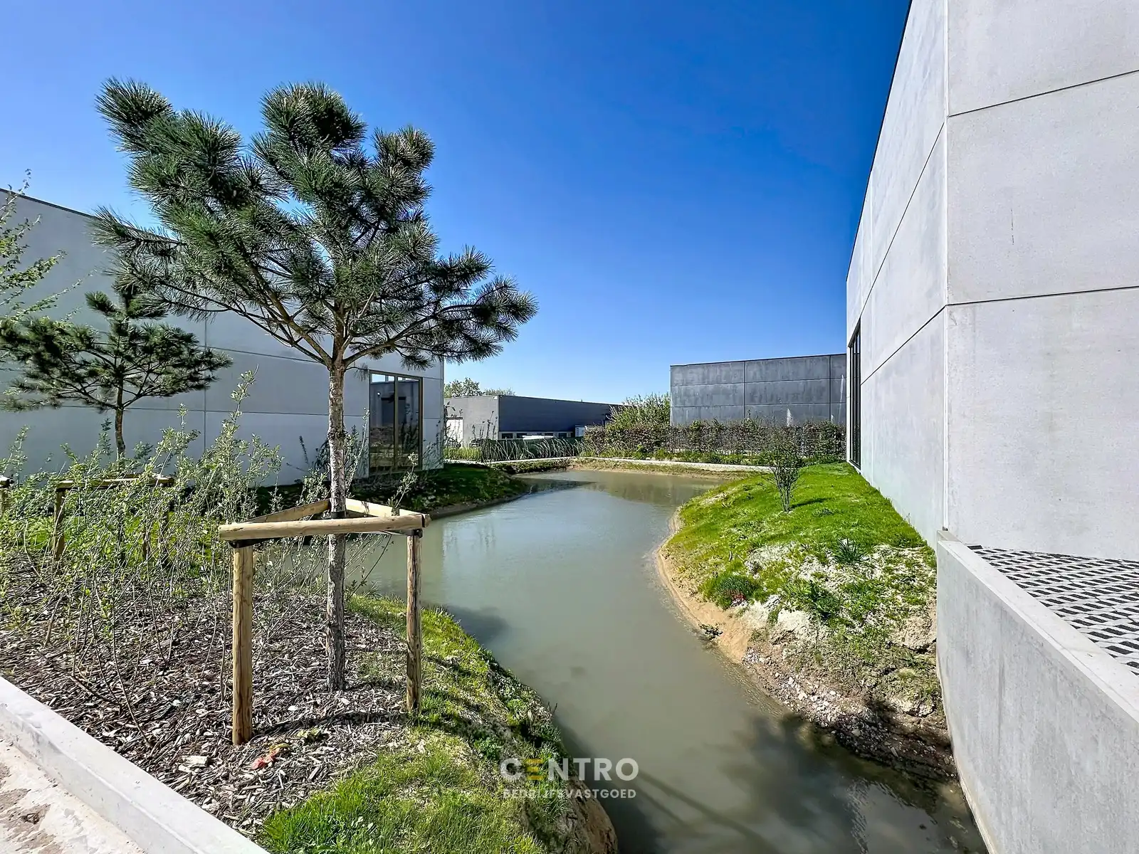 Nieuwbouw casco KMO-unit met kantoorruimte bovenop de loods en mogelijkheid tot prachtig dakterras ! foto 5