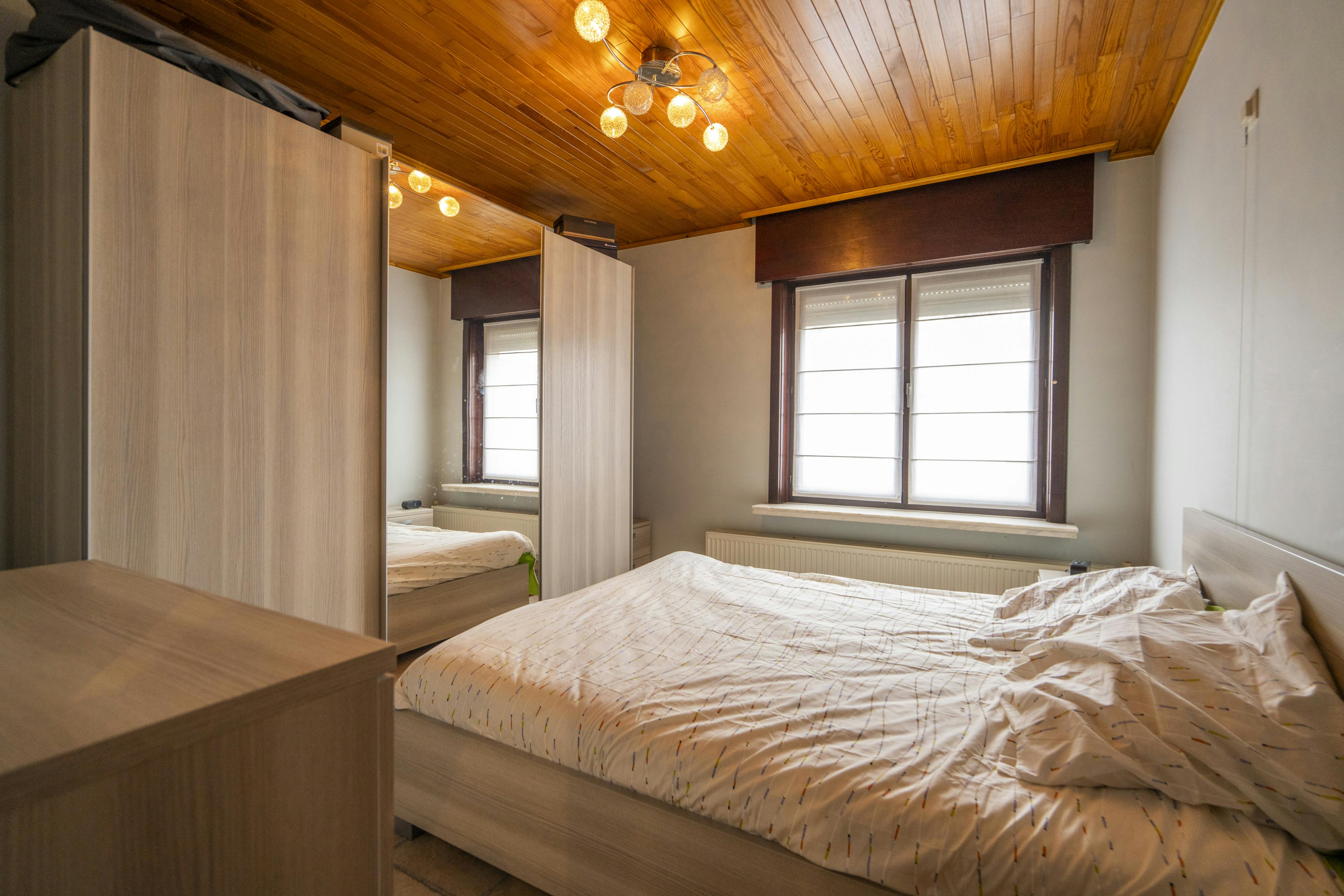 Instapklaar appartement te koop met 2 slaapkamers in Harelbeke foto 9