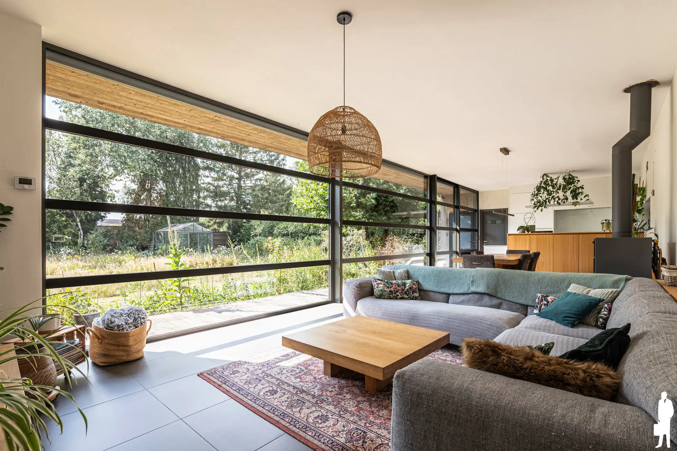 Unieke woning; architecturaal ontwerp, organische natuurtuin foto 6