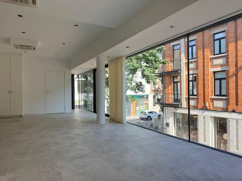 Prachtig gerenoveerd 1-slaapkamerappartement in&nbsp;het hart van&nbsp;Hasselt! foto 8