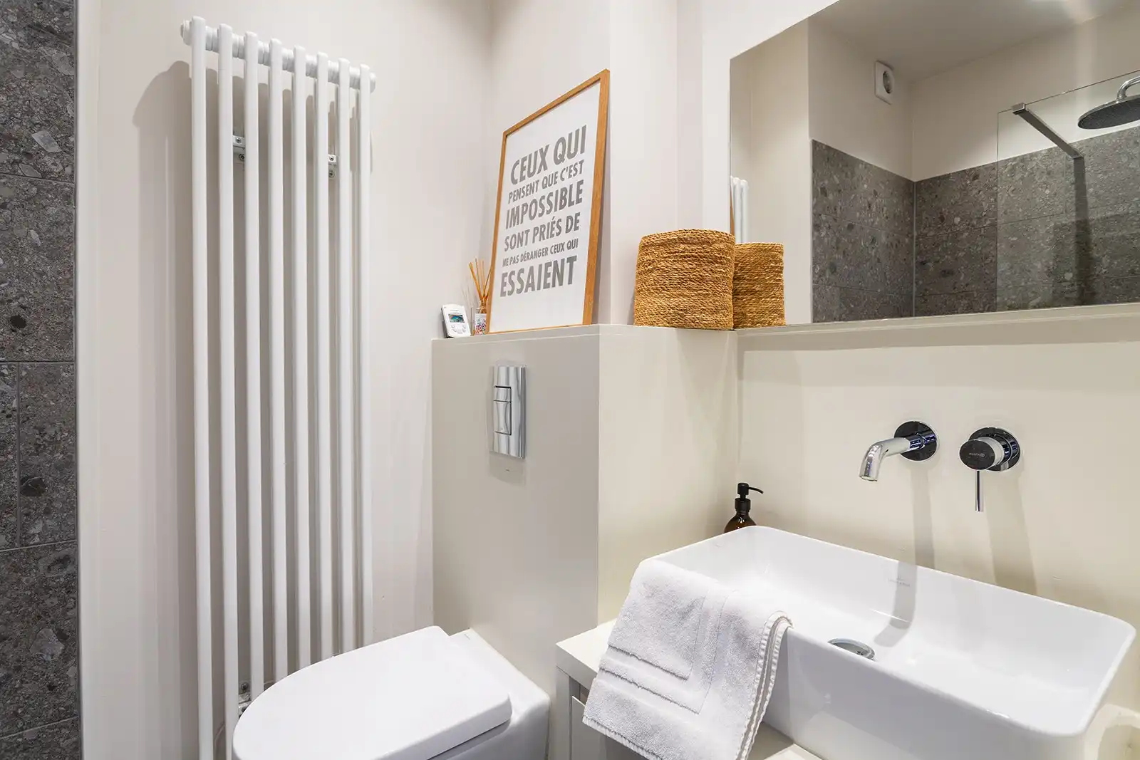 Luxueus gerenoveerd 2 slk appartement op het Zuid foto 17