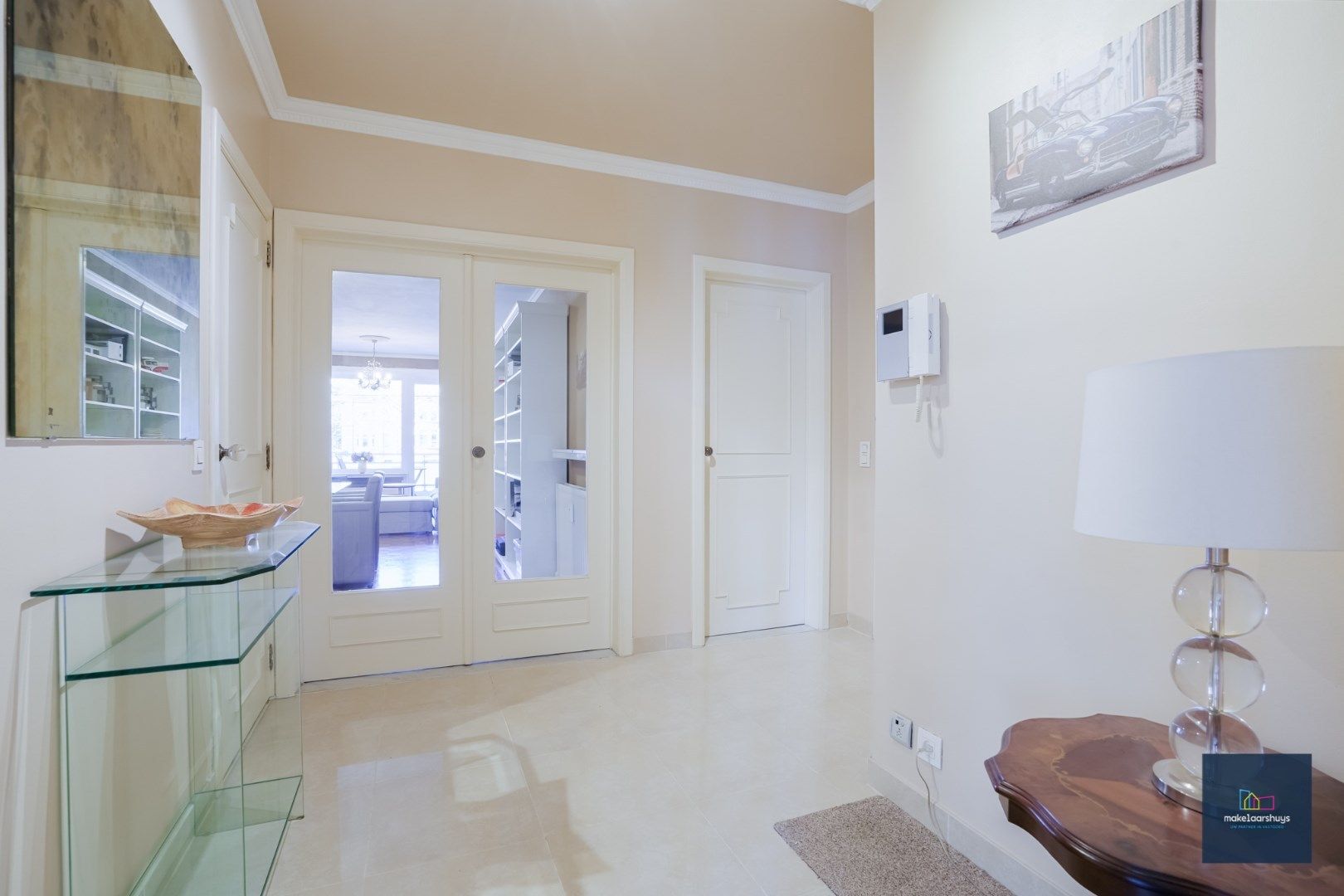 Stijlvol 1 slaapkamer appartement met 2 terrassen, kelder en garagebox foto 3