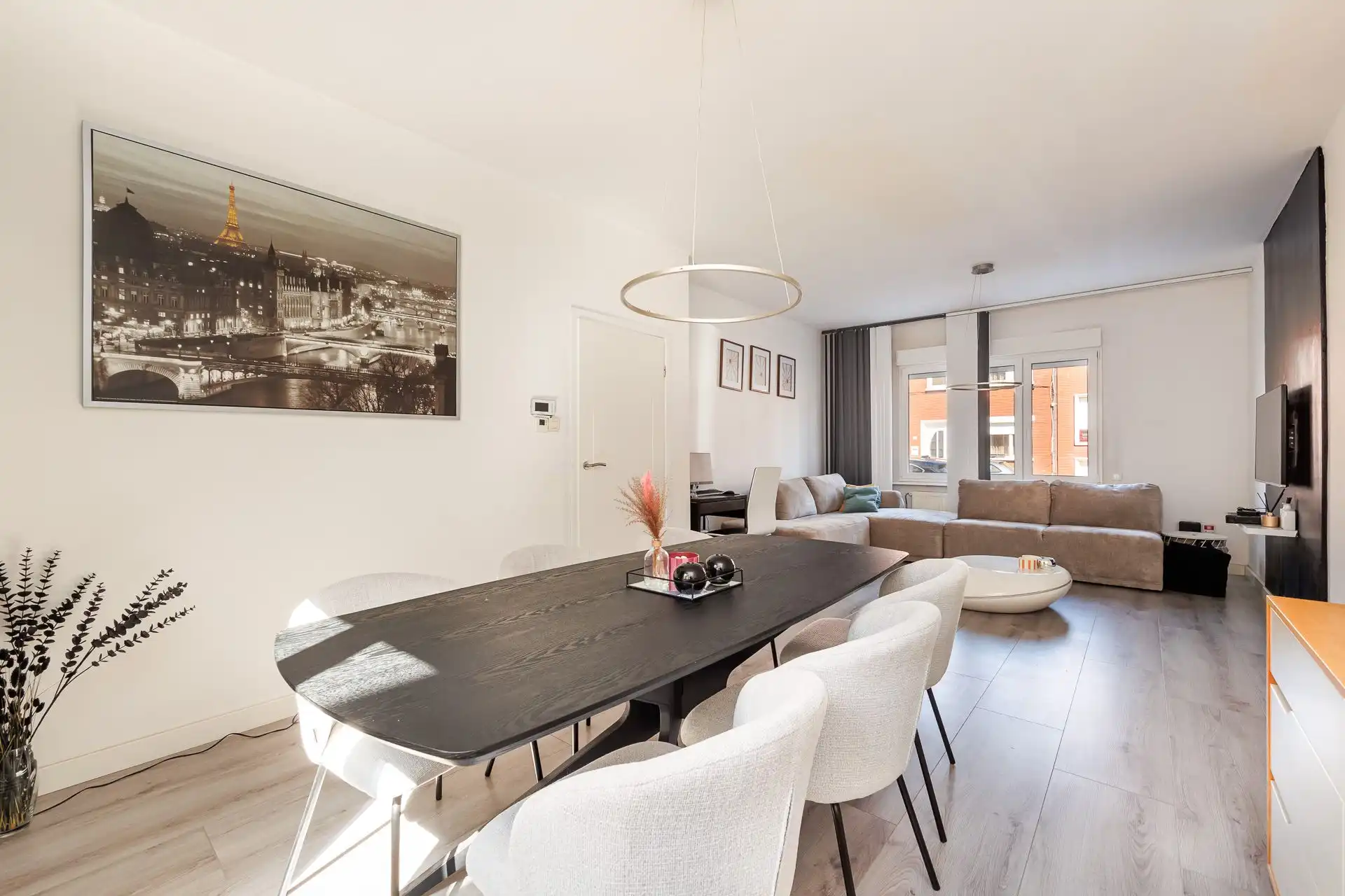 Instapklare gezinswoning met 3 slaapkamers foto 3