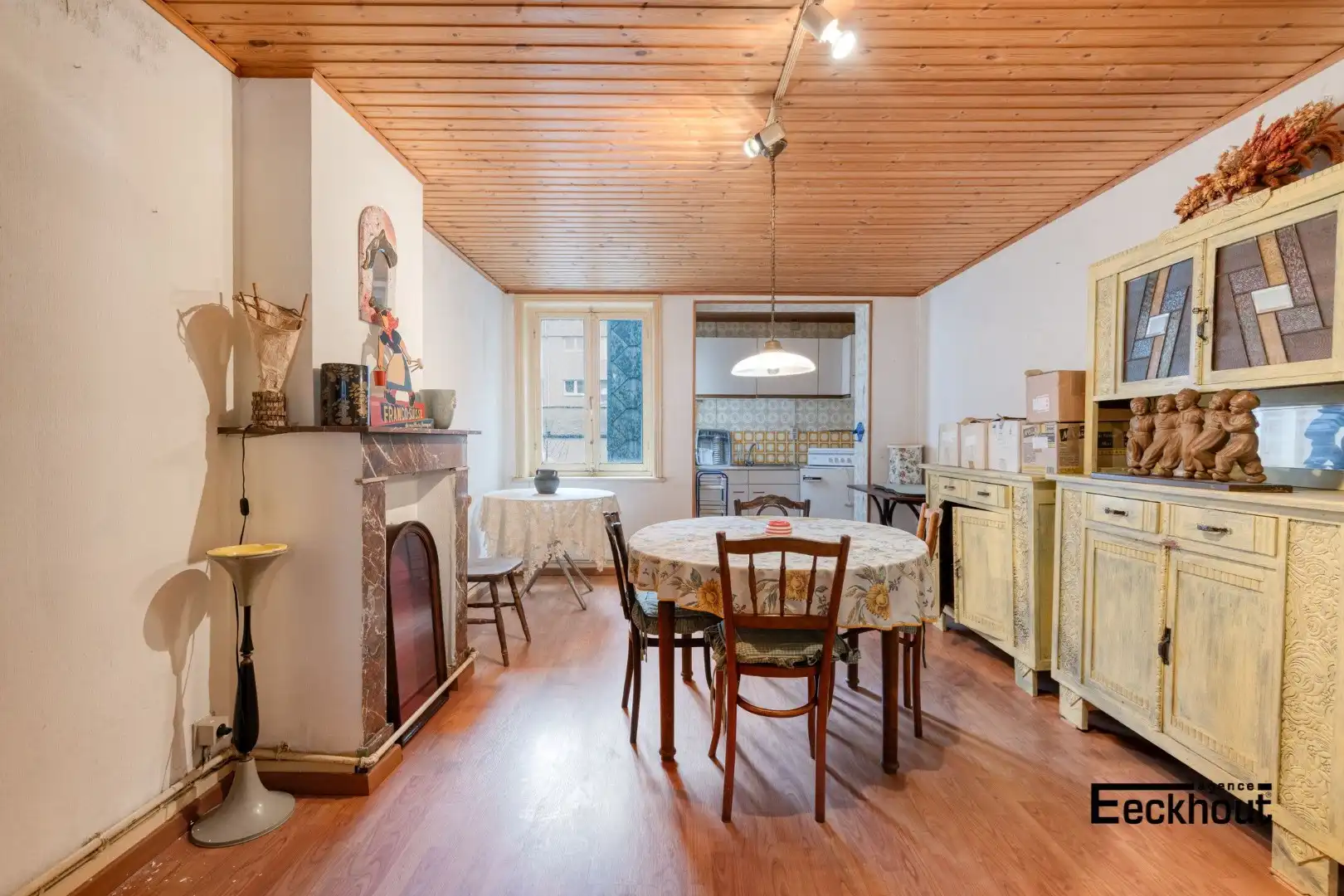 Sfeervol ingericht restaurant/praatcafé met ruime woonst  foto 13