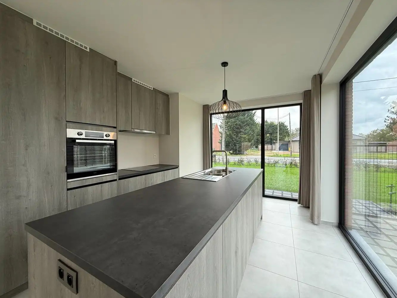 NIEUWBOUW TE HUUR I 4 SLPK I HOOGWAARDIG AFGEWERKT foto 9