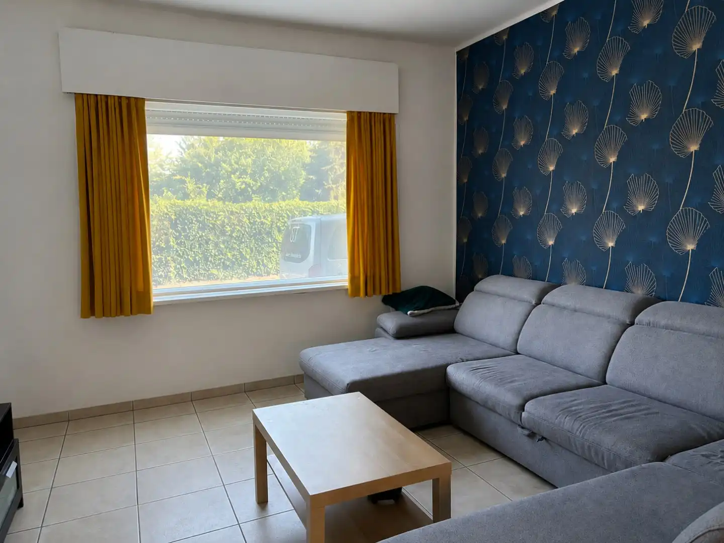 Grote woning met 4 slaapkamers, 2 badkamers en garage! foto 2