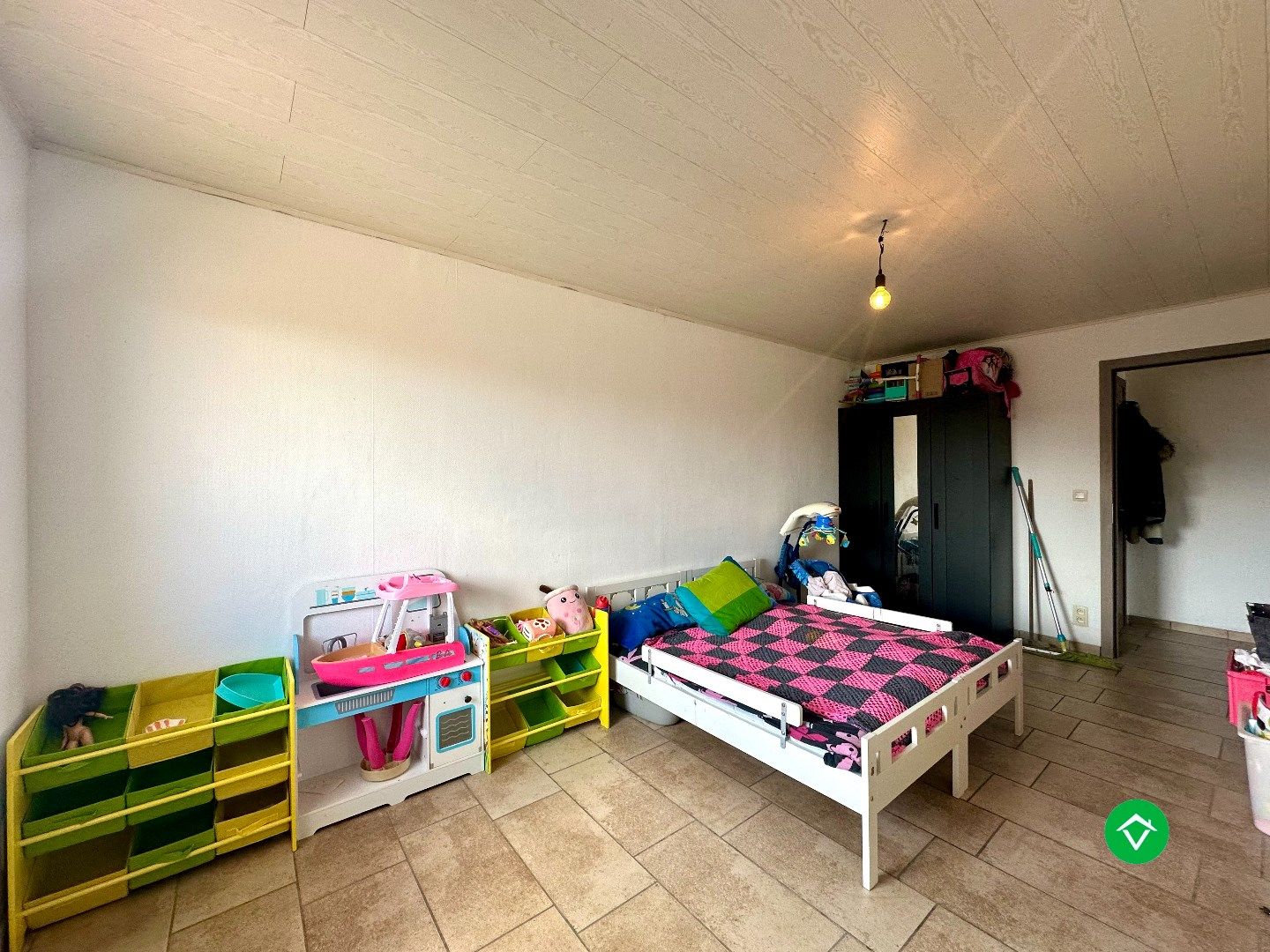 Instapklaar appartement met terras en 3 slaapkamers in een rustige wijk te Eernegem foto 8