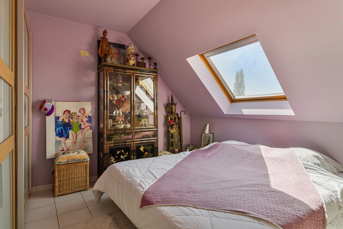 Dakappartement met 2 slaapkamers en garagebox! foto 6