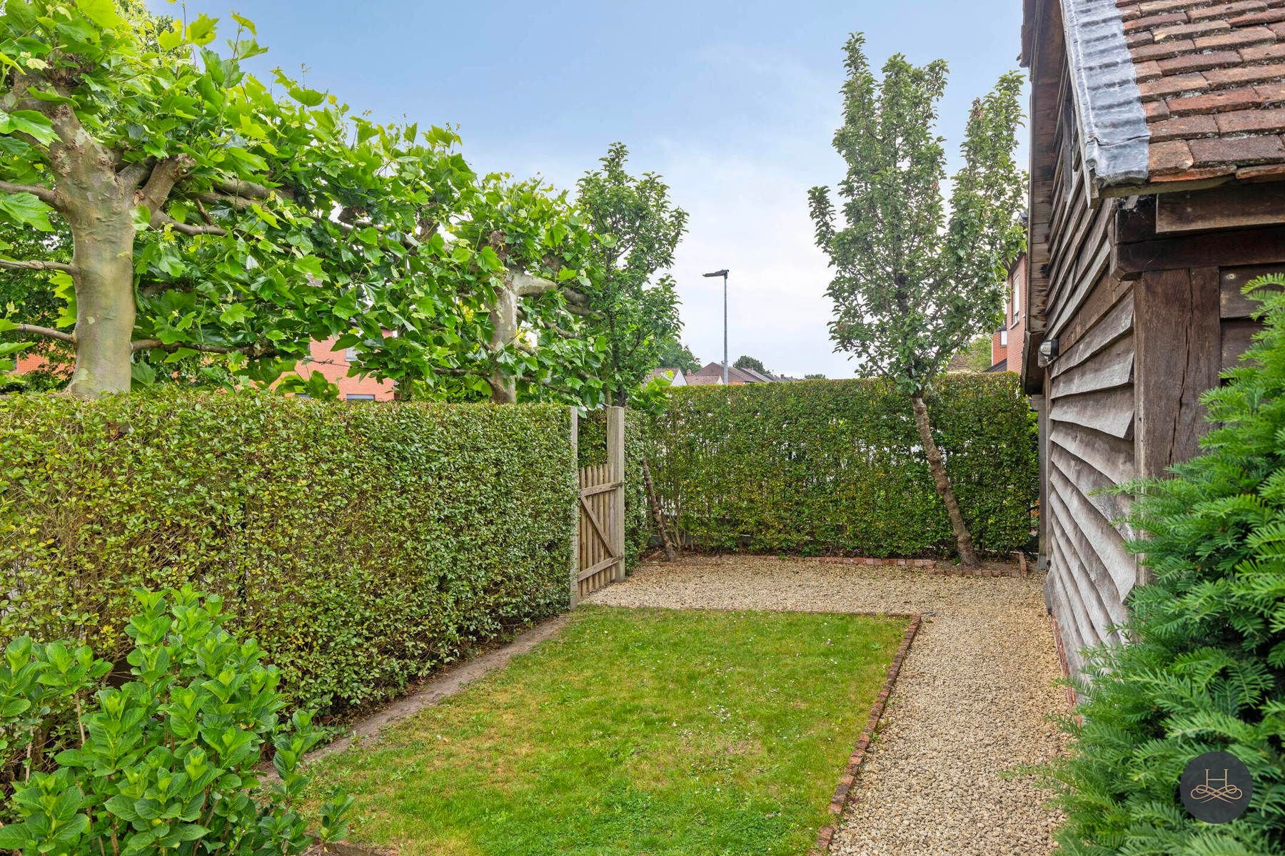 Exclusieve prachtig afgewerkte pastorijwoning met grote tuin foto 50