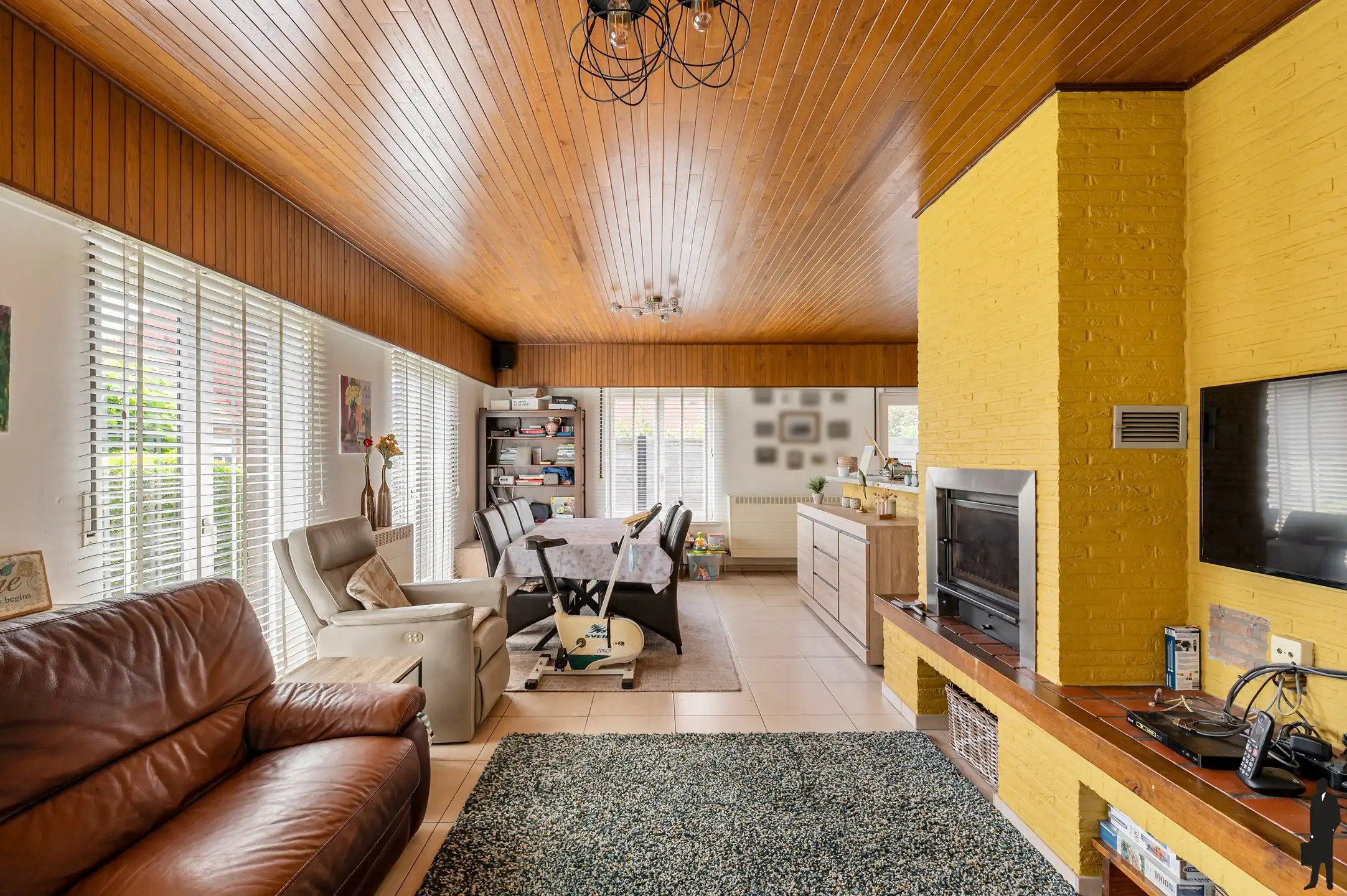 Centraal gelegen vrijstaande woning met 3 slaapkamer en een tuin foto 3