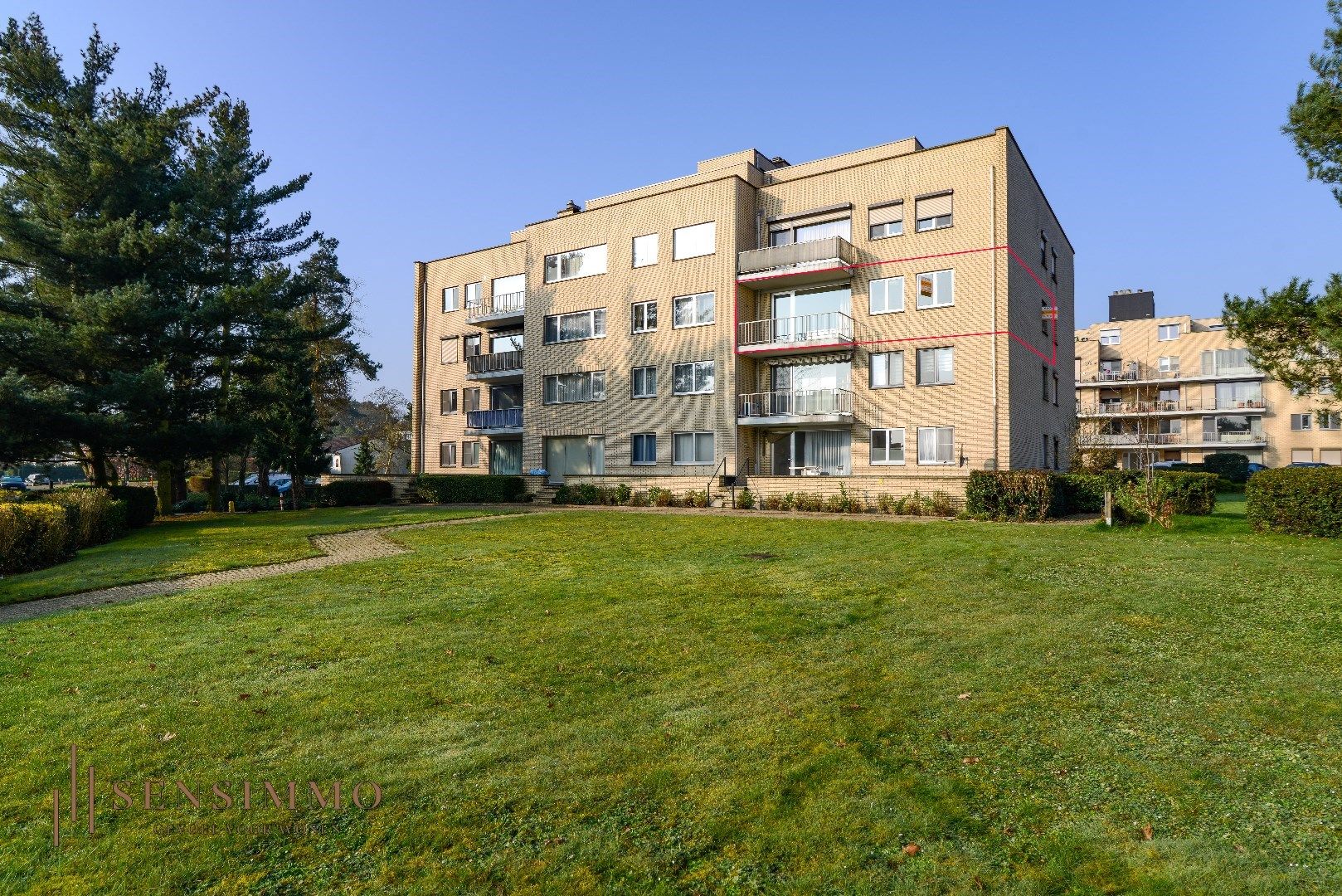 Appartement met 2 slaapkamers en ondergrondse parking foto {{pictureIndex}}