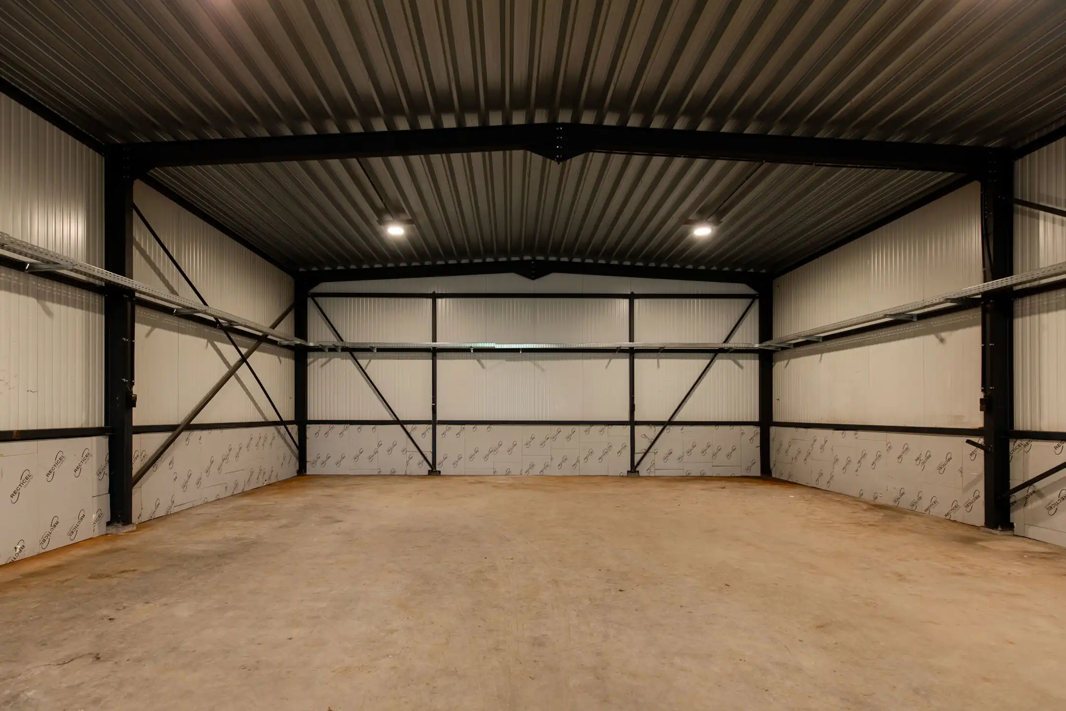 Ruime loods te huur in Tremelo foto 3