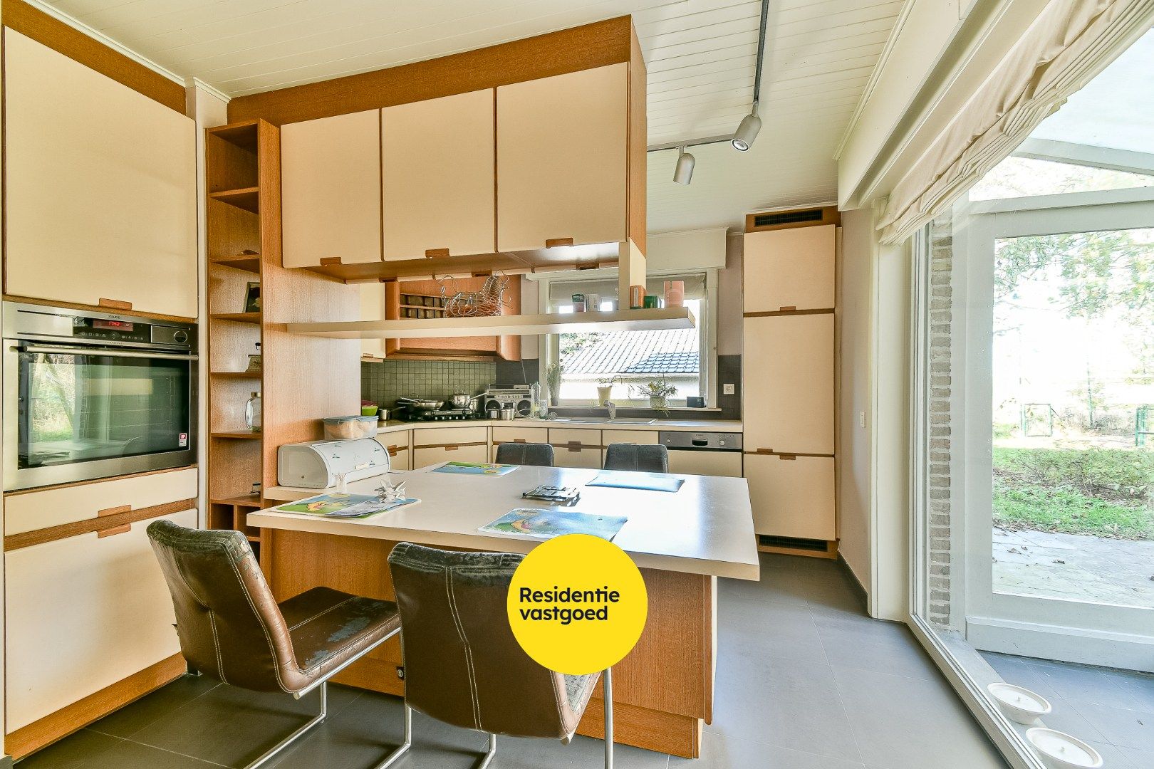 Rustig gelegen open bebouwing met grote tuin en veel ruimte foto 7