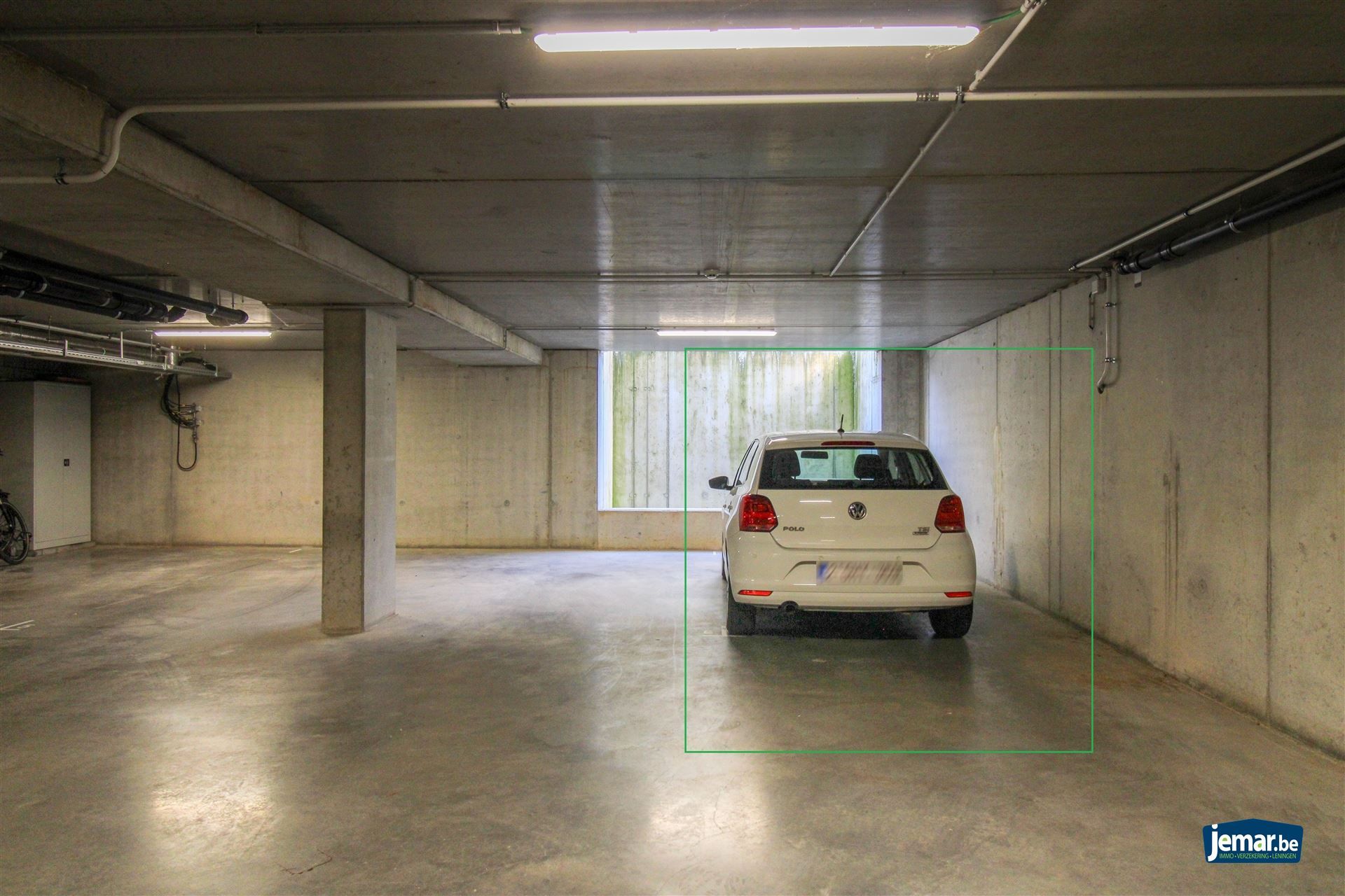 Instapklaar, gelijkvloers en energiezuinig appartement met terras en autostaanplaats in Opgrimbie! foto 14