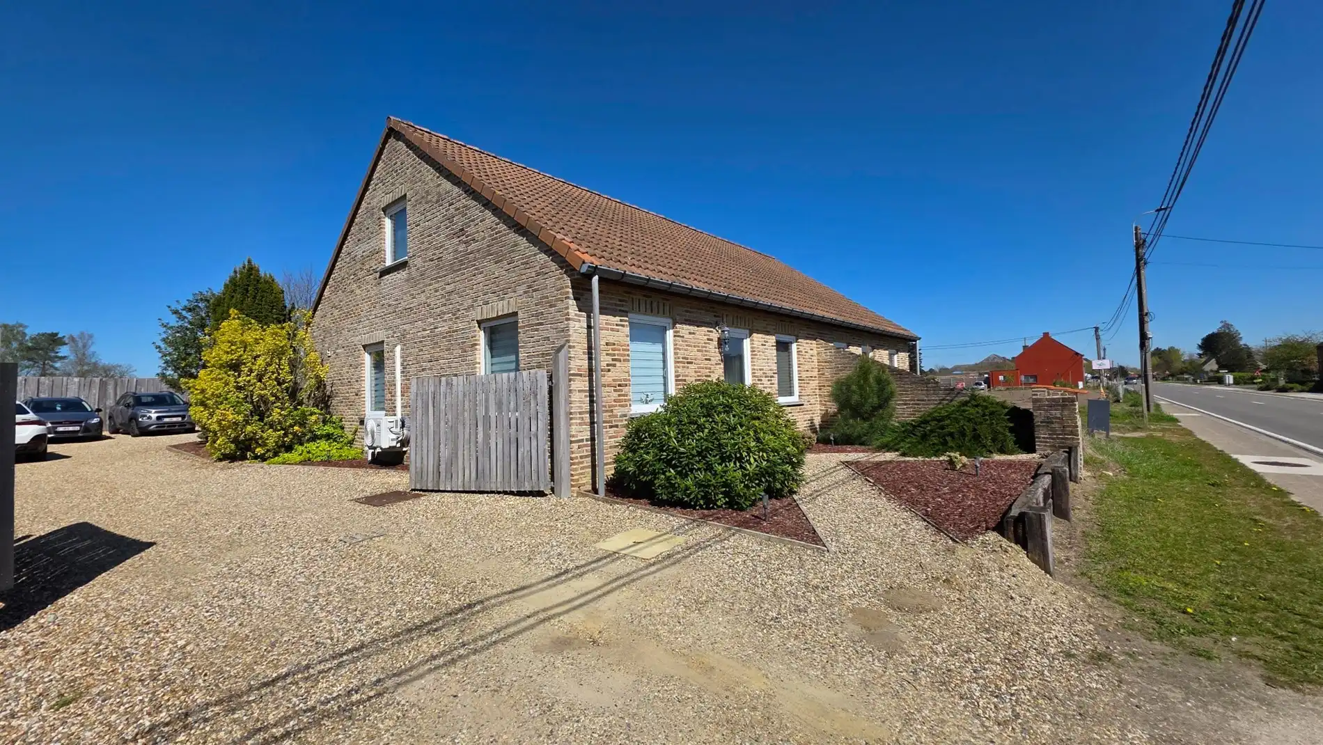 GELIJKVLOERSE WONING MET 1 SLPK TE TREMELO foto 17