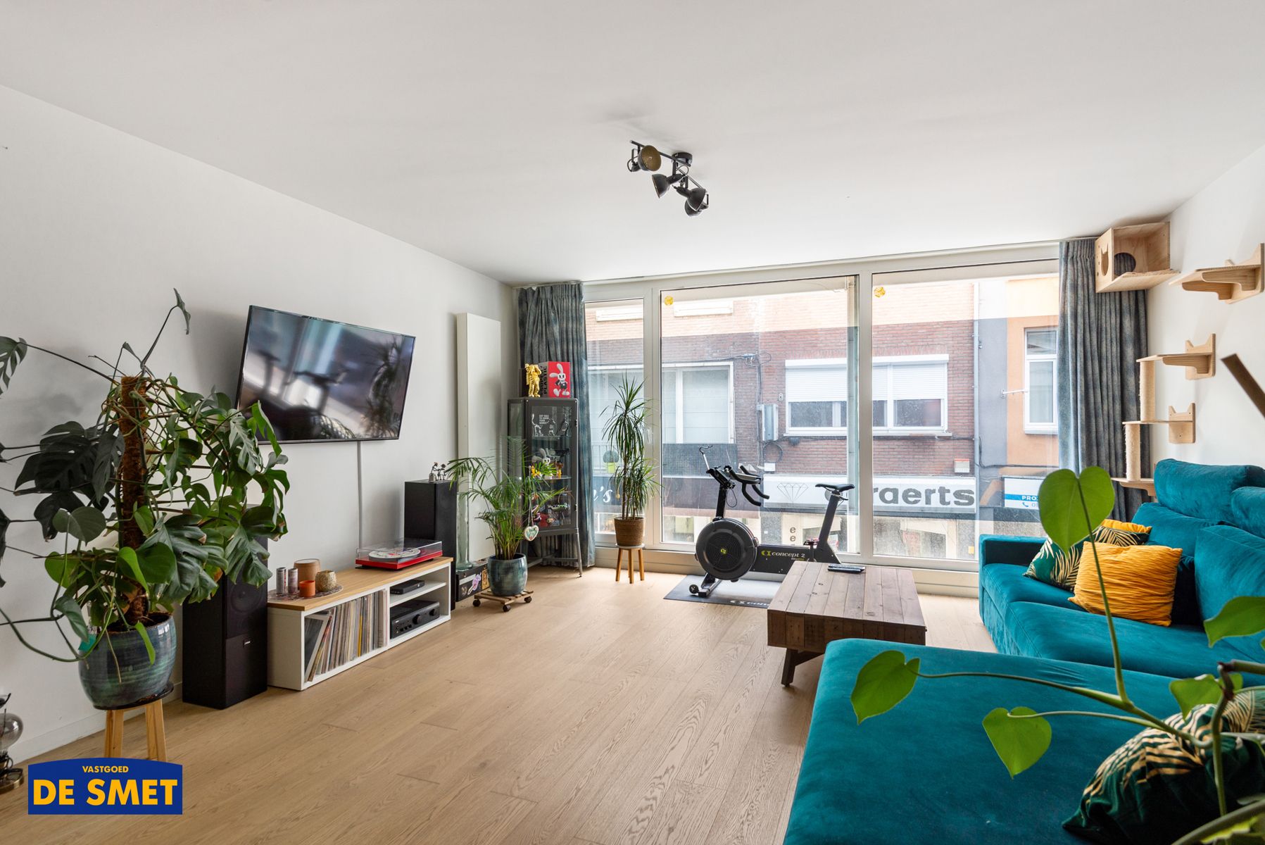 Recent vernieuwd appartement met lift en ruim terras  foto 11