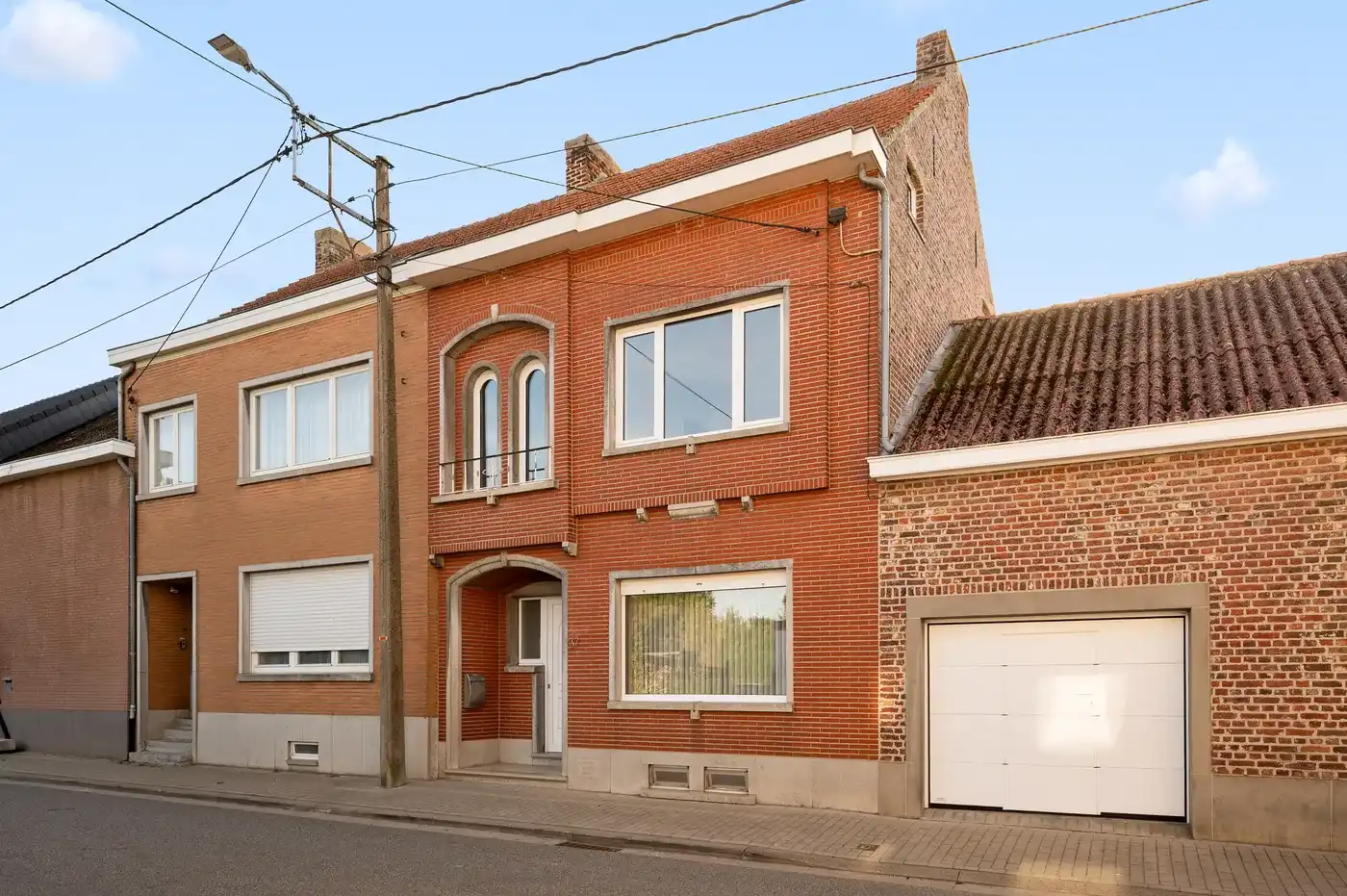 Charmante gezinswoning met ruime tuin en 3 garages in Overwinden (Landen) foto 27
