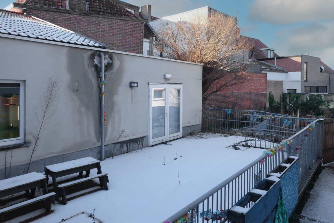 Brugge op Blankenbergse Steenweg Dit RECENT VERBOUWDE  handelspand /   INSTAPKLAAR KINDERDAGVERBLIJF, tot inde puntjes ingericht en georganiseerd  MET WOONST /GROTE BUITENPLAATS /GROTE GARAGE / ZONNEPANELEN foto 6