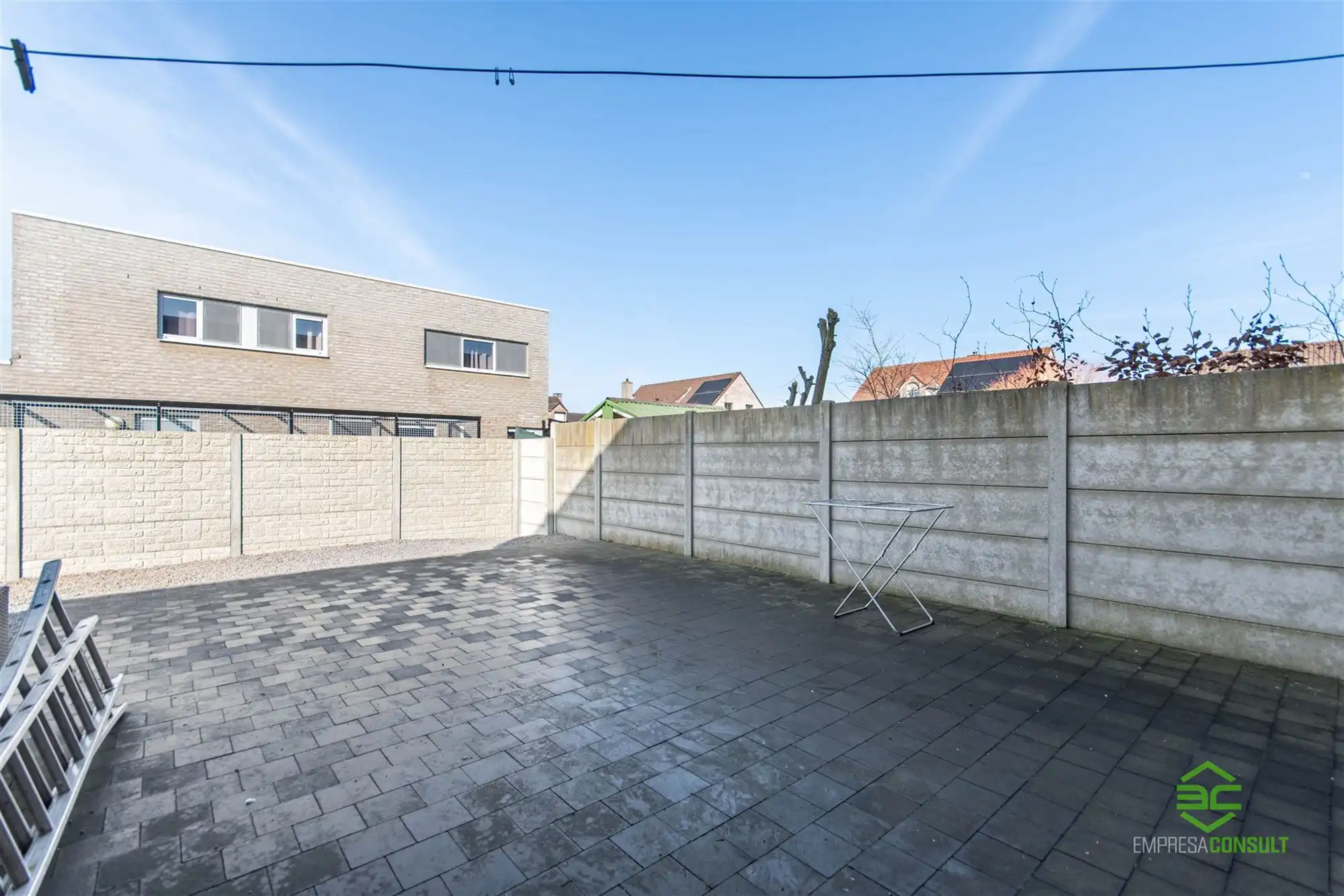 Rustig gelegen gezinswoning met 3 slpk in Donk! foto 12