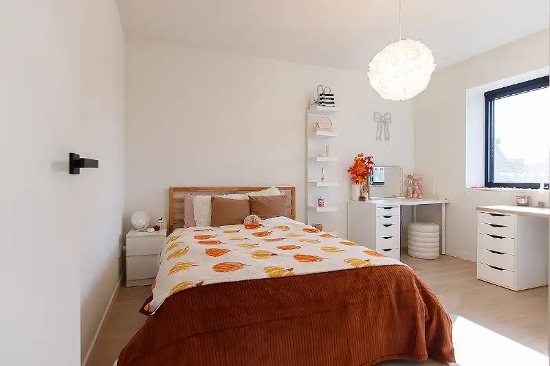Zeer recent, doordacht en ingrijpend gerenoveerde gezinswoning gelegen op een zeer gewilde locatie! foto 21