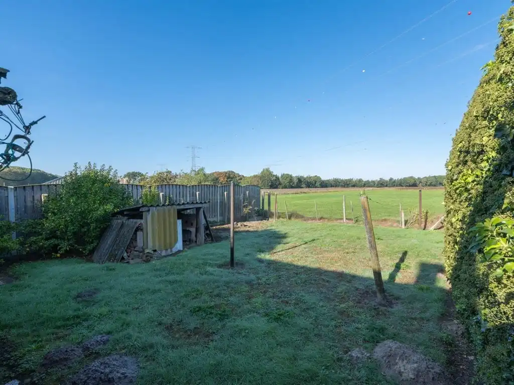 Landelijk gelegen vrijstaande woning op een riant perceel foto 10