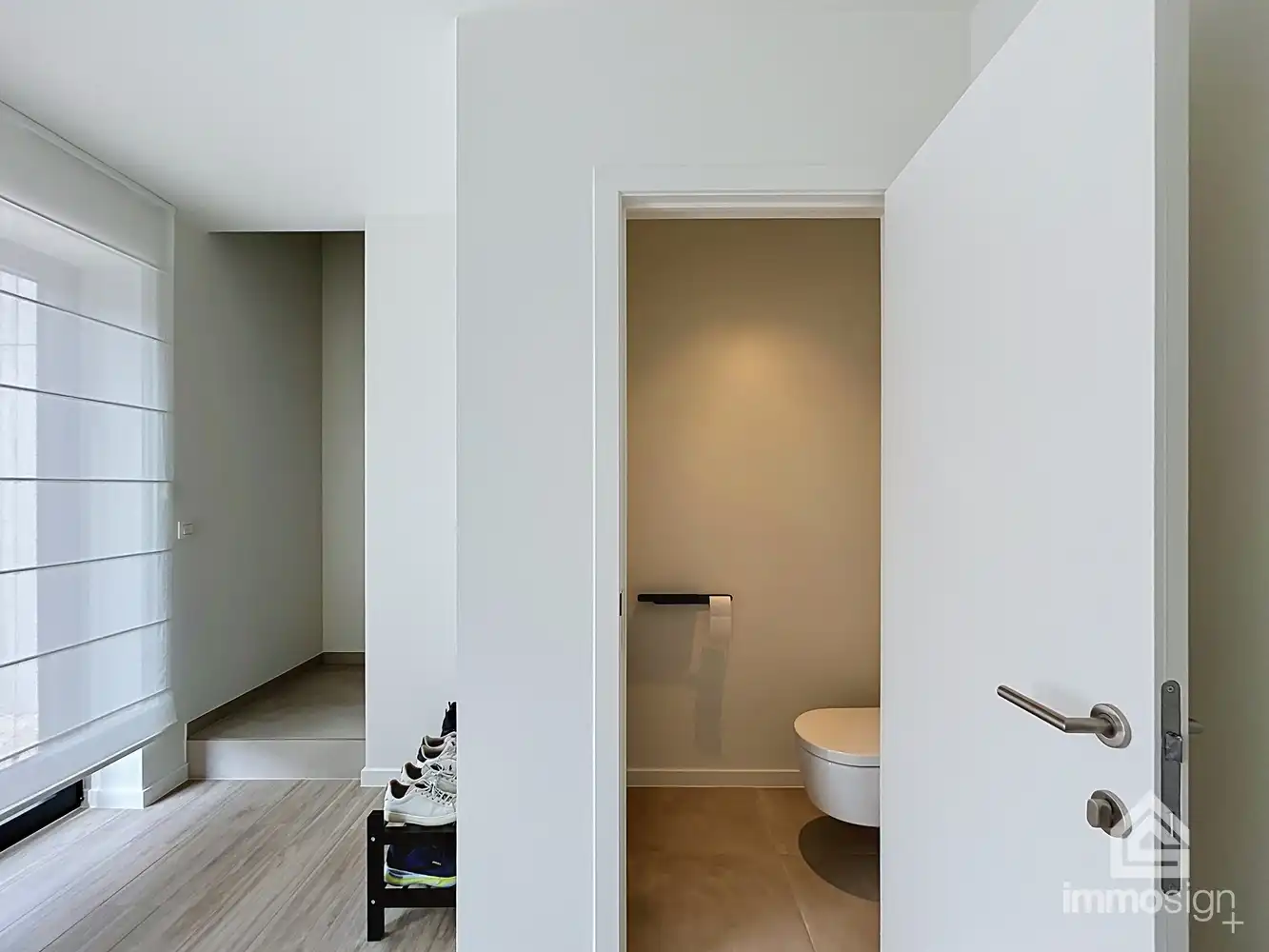 Lichtrijke woning met 3 volwaardige slaapkamers te Pelt! foto 19